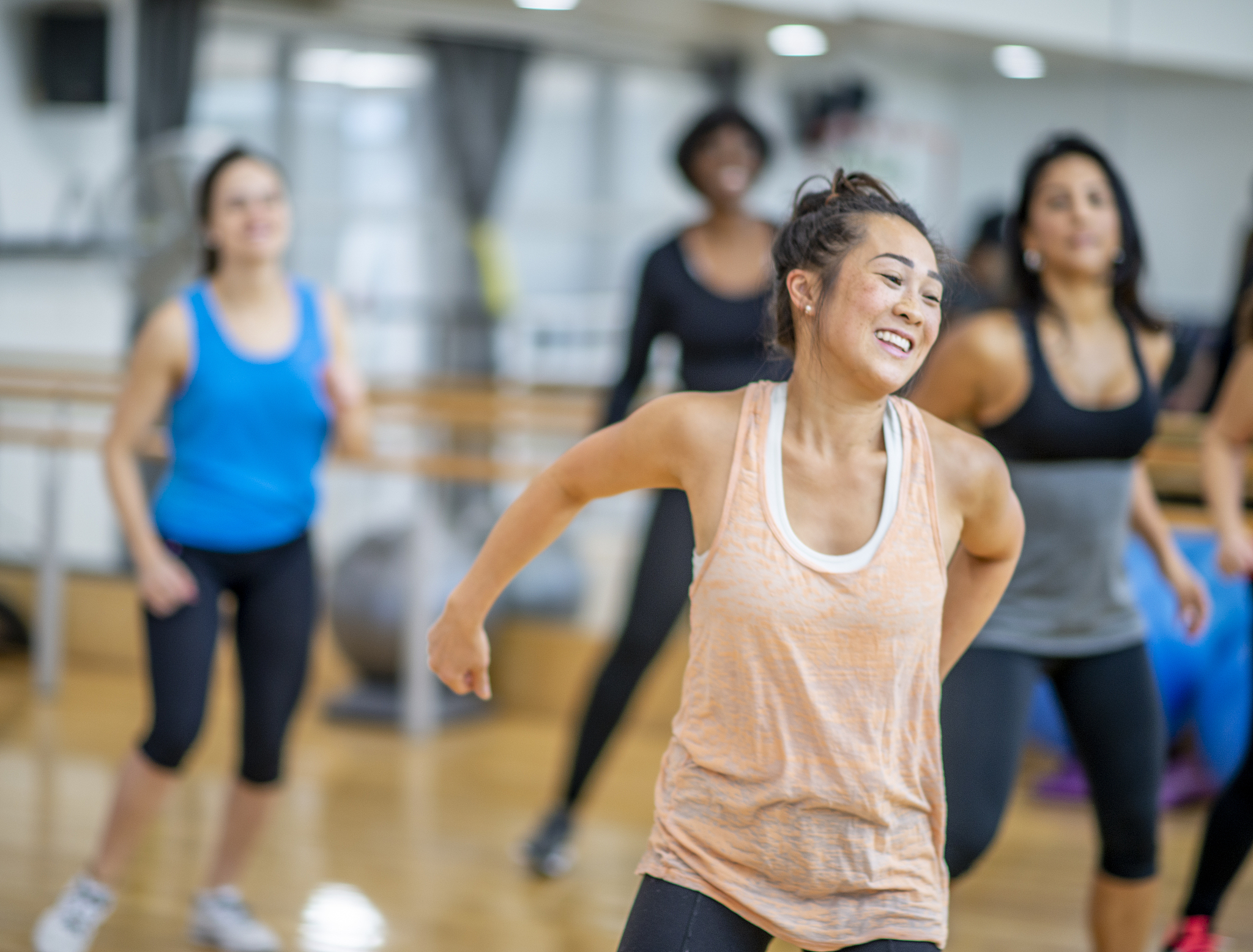 大学生健身运动计划详细版要包含跳健美操