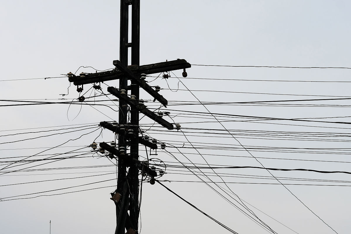 3000字左右的架空输电线路防雷研究的论文