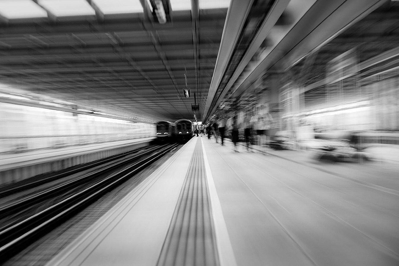 四川中专铁路专业升大专指南：提升升学率和职业发展