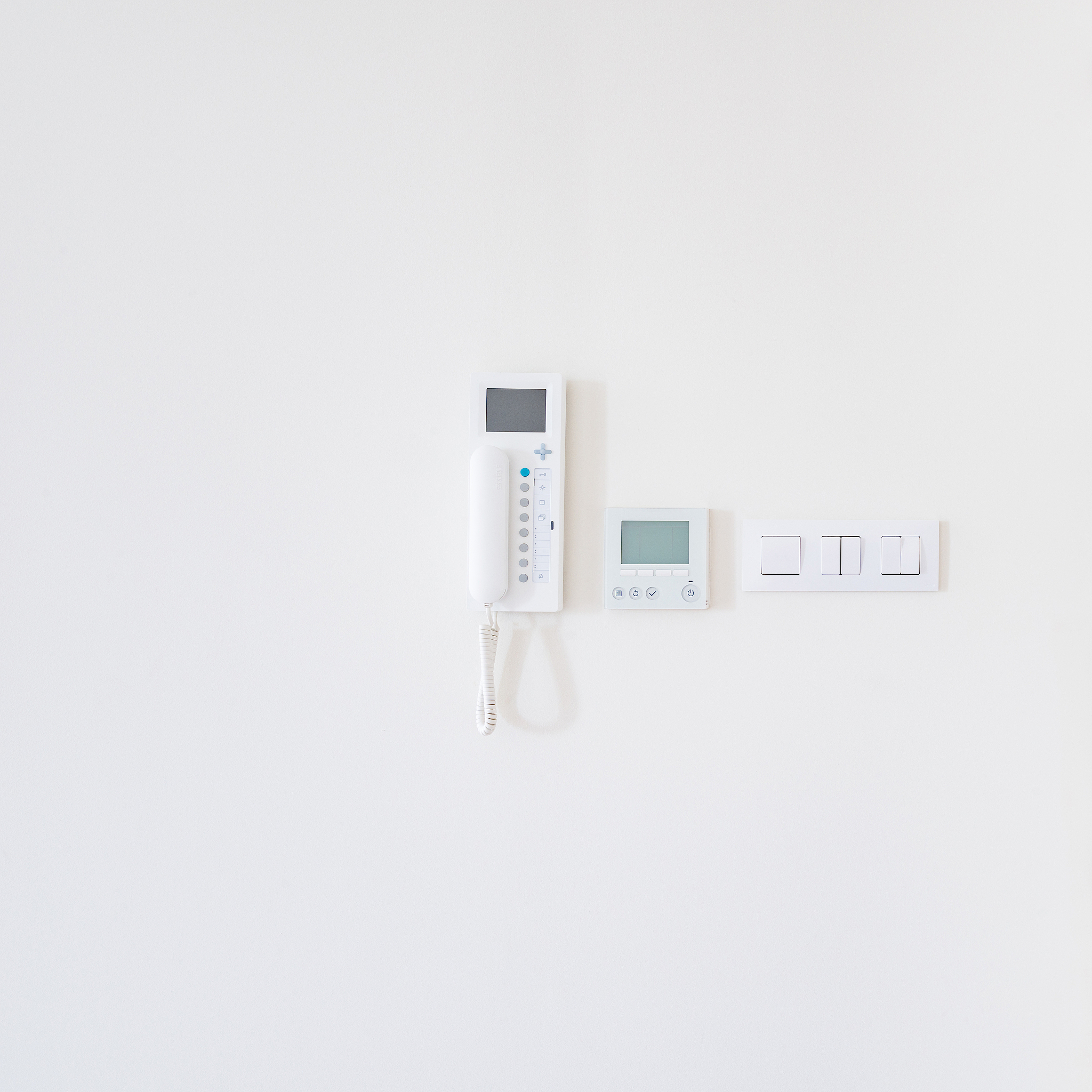 无线充电插座的公共关系新闻宣传、赞助活动等一千字