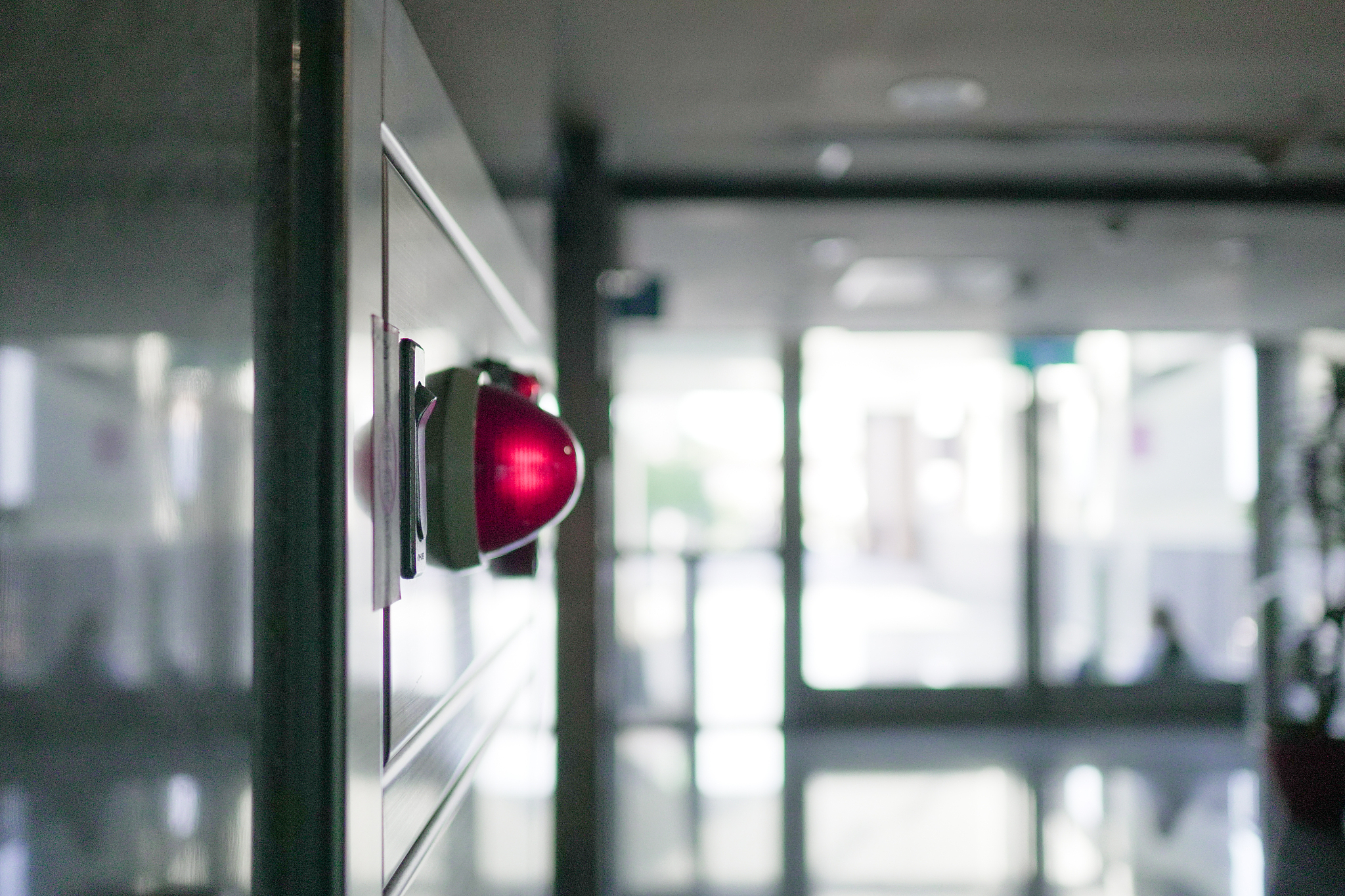 防爆应急灯的安装