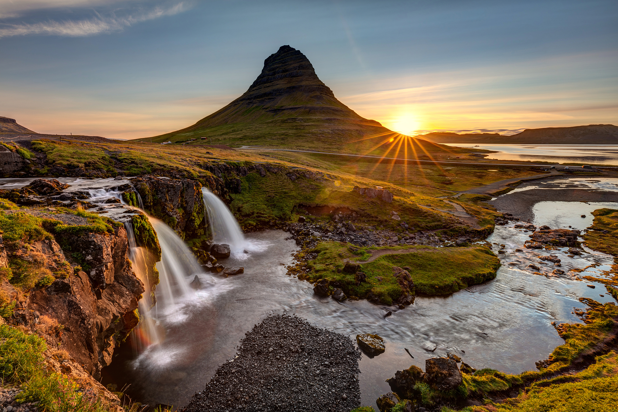 sunrise at kirkjufell iceland