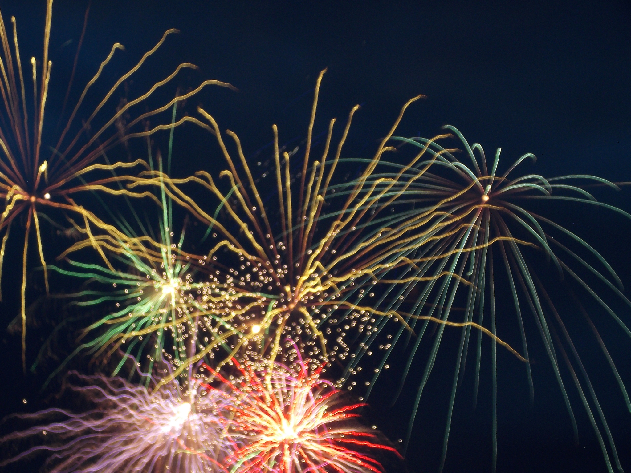 烟花流：烟花表演中的流动美学