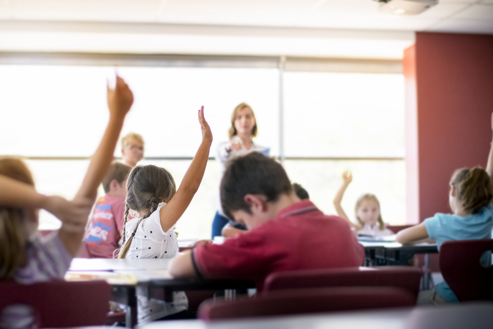 四川邮电职业技术学校重点专业：计算机、电子信息、通信、物联网等