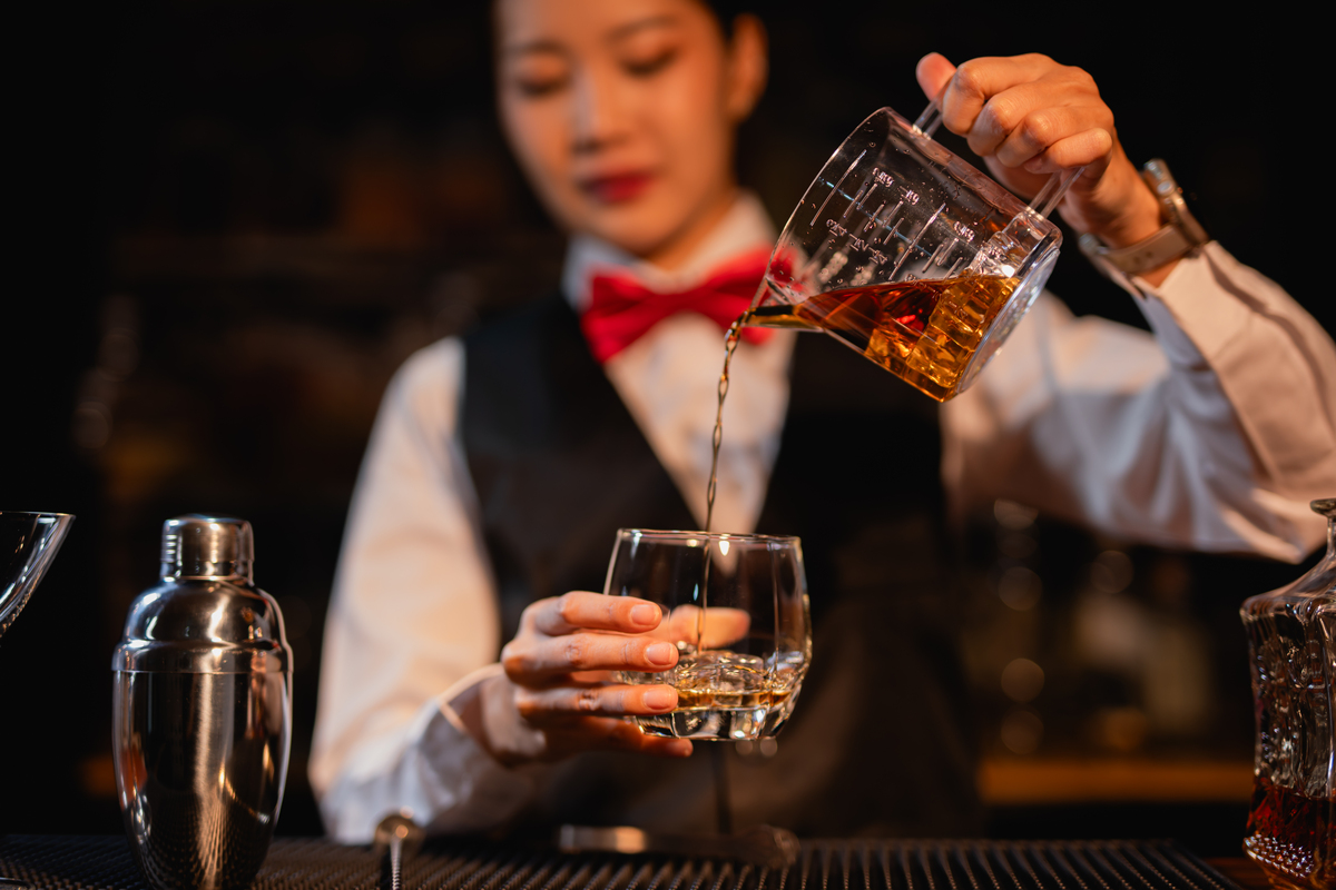 天津调酒技术培训：哪里可以学？