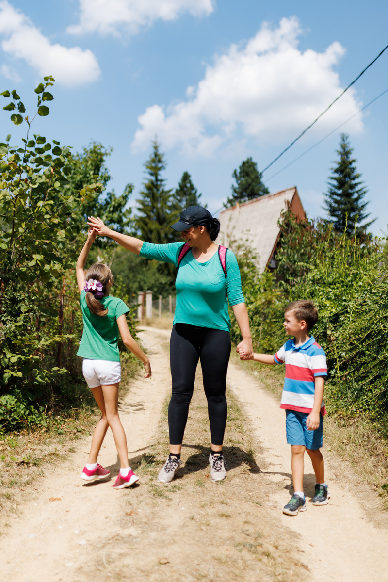 亲子户外活动趋势：定义、意义及优势