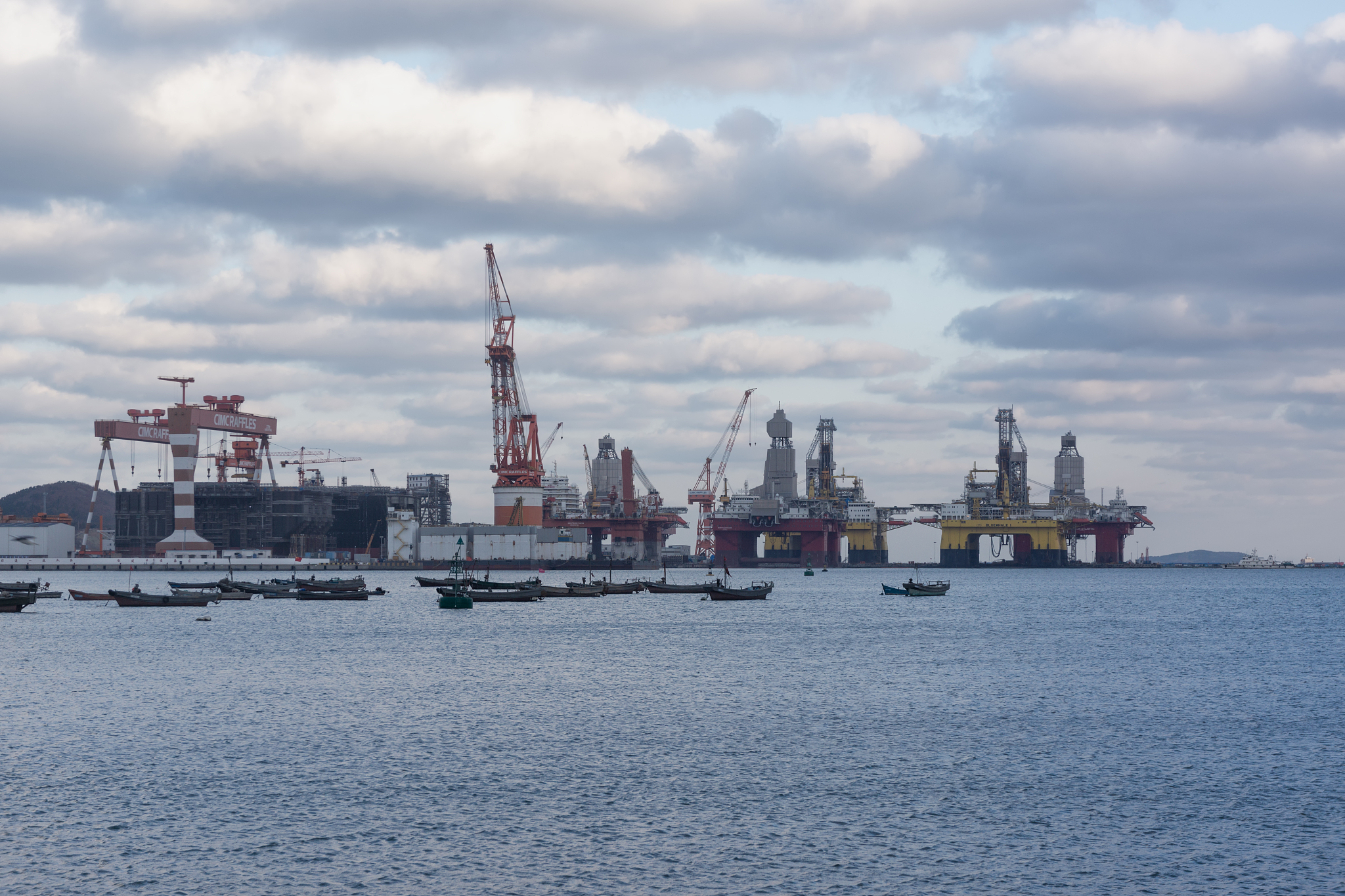 潜山油田：中国海上油气勘探开发的里程碑