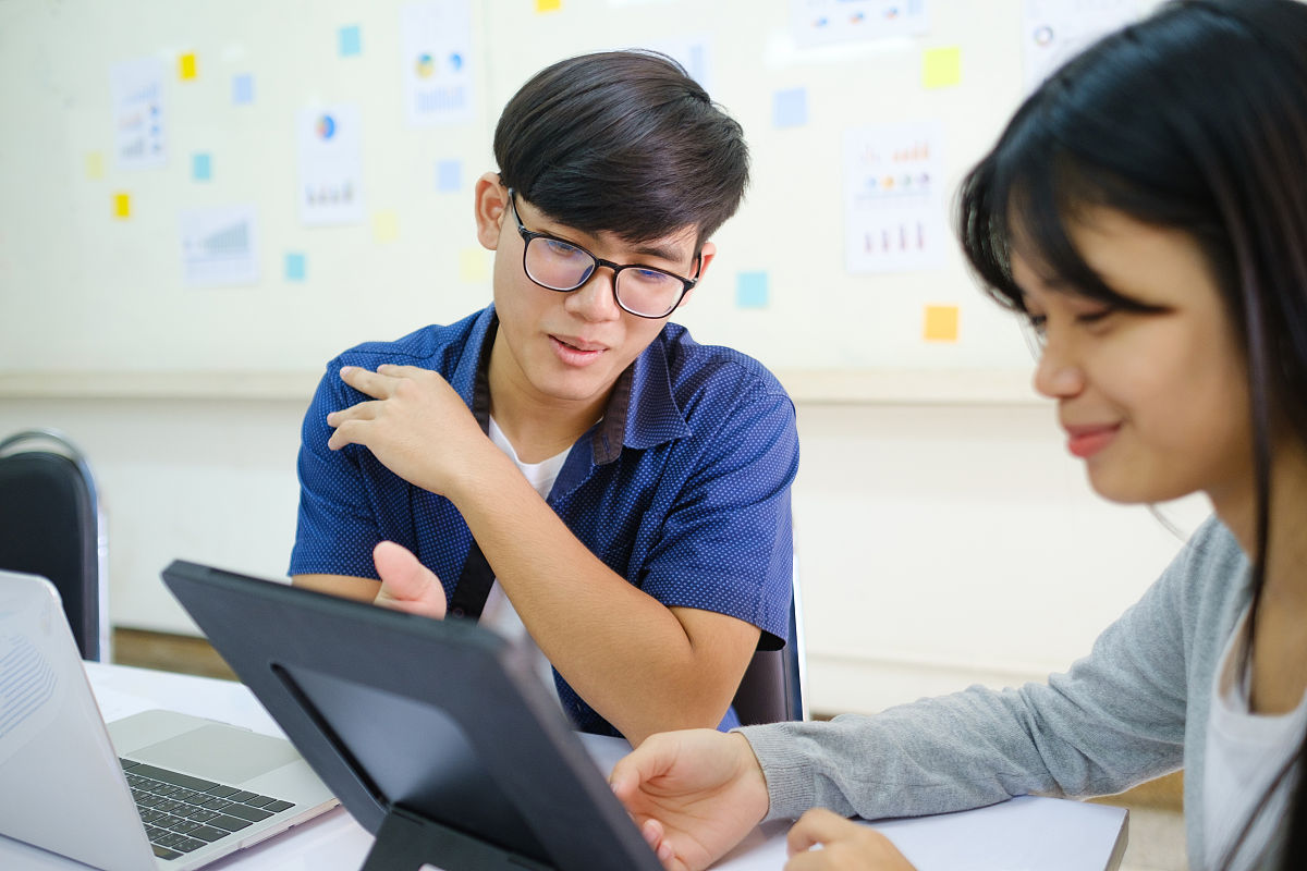 徐州港务股份有限公司筹资信誉调研：稳健财务，值得信赖