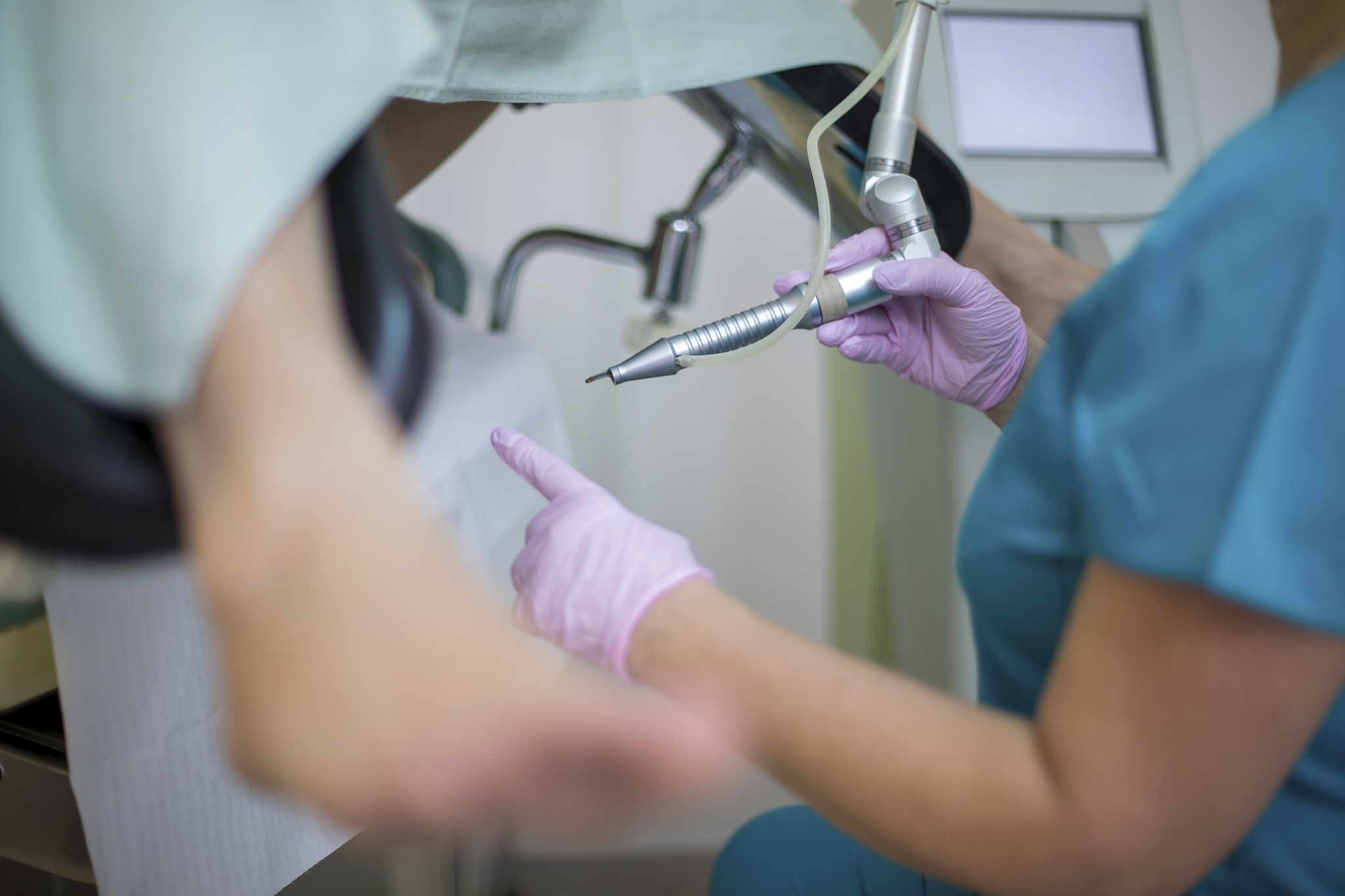 大专护理进大医院难吗 有没有前途