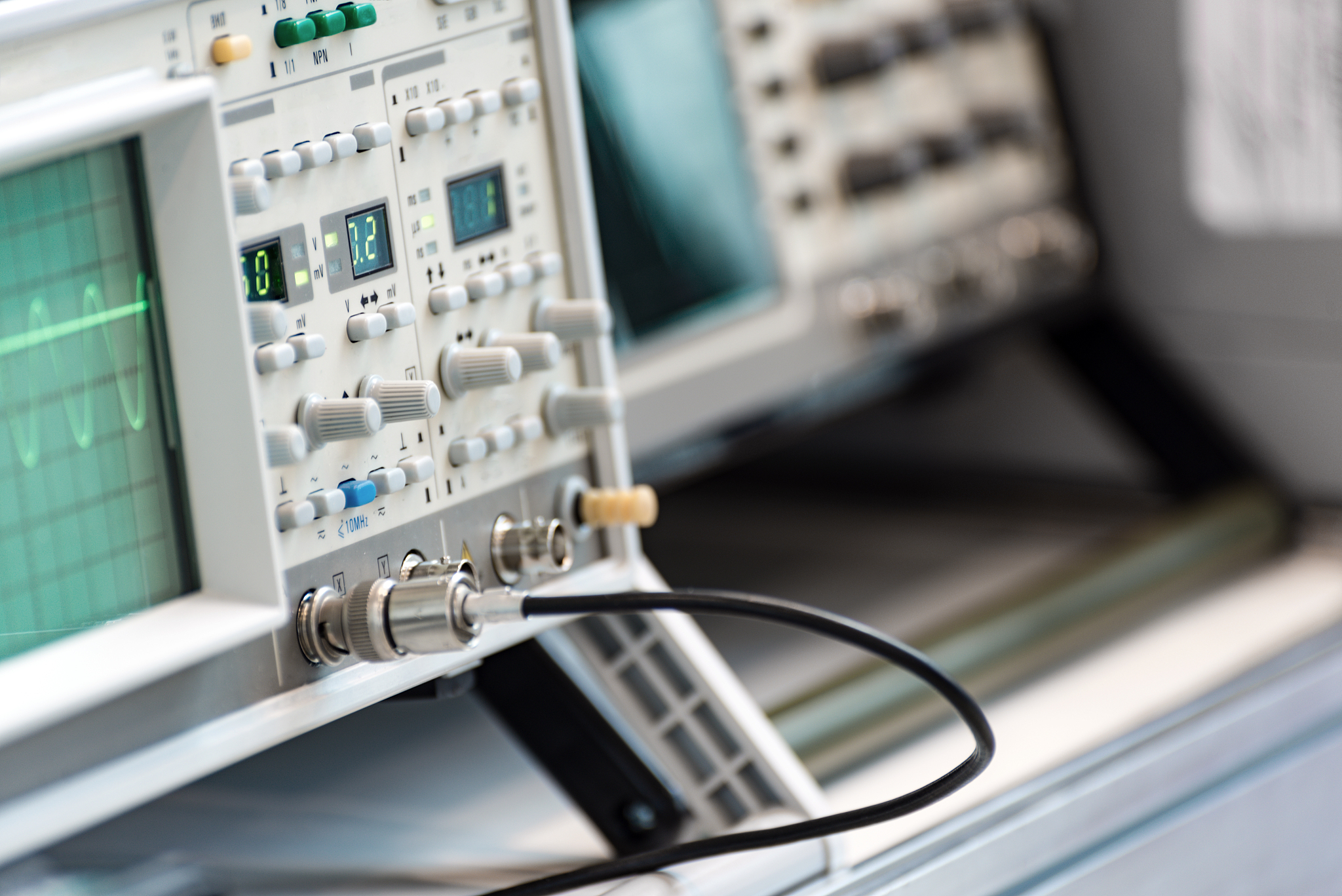 李克特五分制量表：定义、应用及优缺点解析