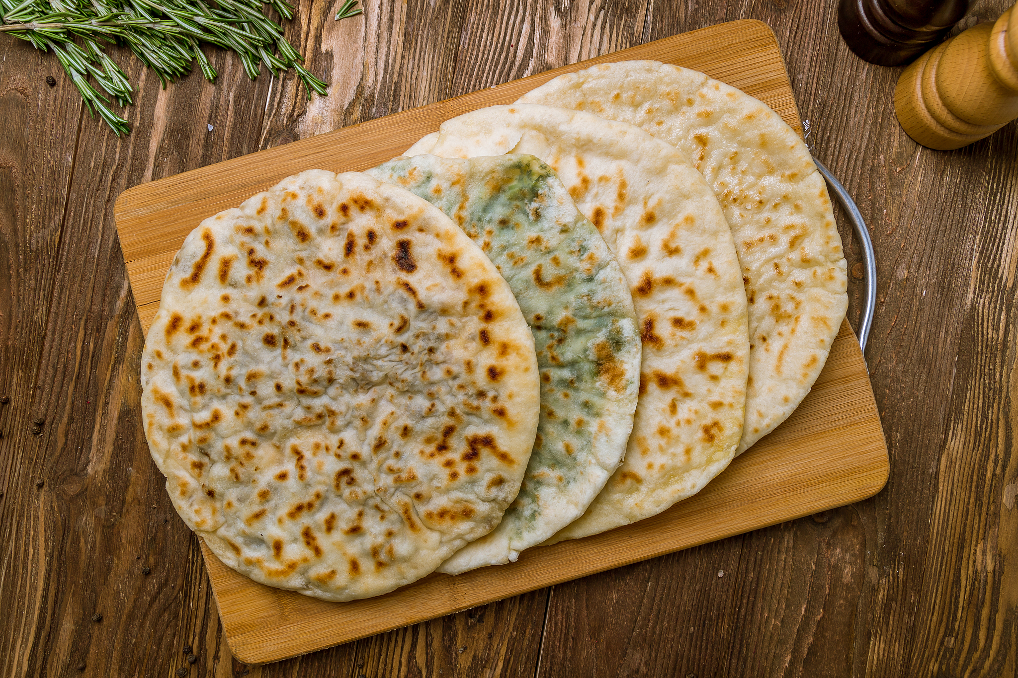 阐述：HY公司绩效考核方法单一600字