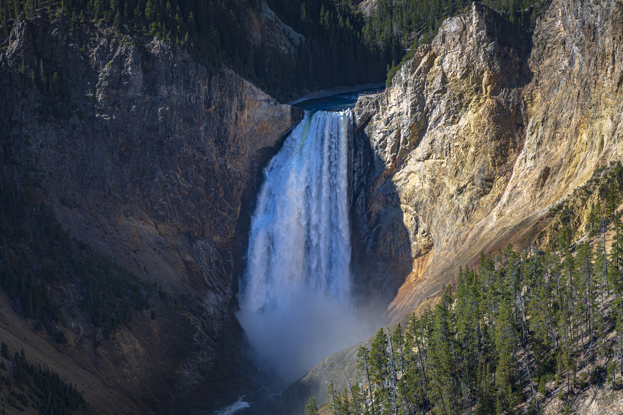 湖北黄石宣传语：湖光山色，石炼英魂 - 12字精髓展现城市魅力