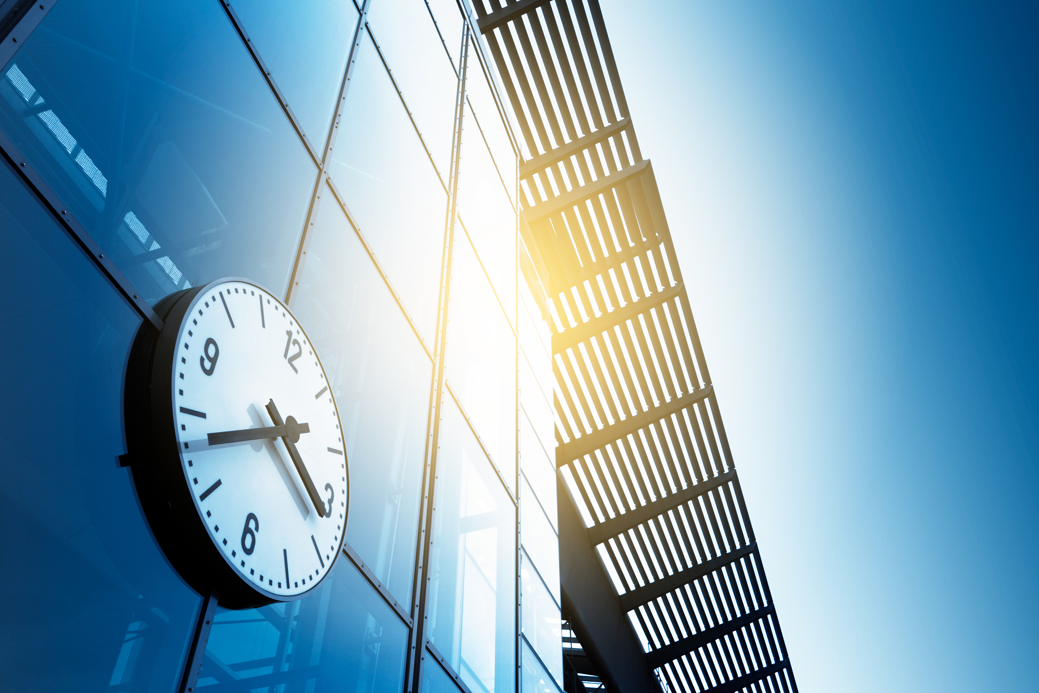 urban life: railroad station clock