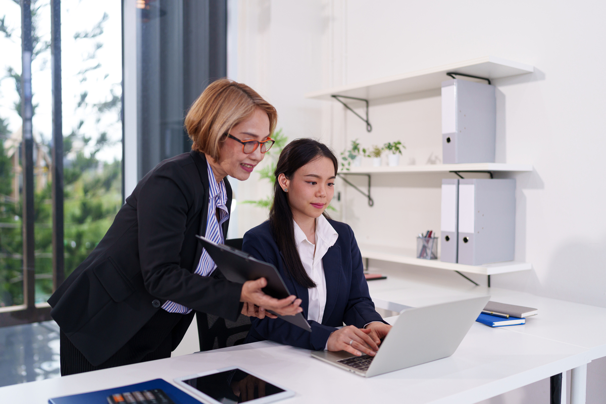 高薪冷门职业：女性月薪过万的行业选择
