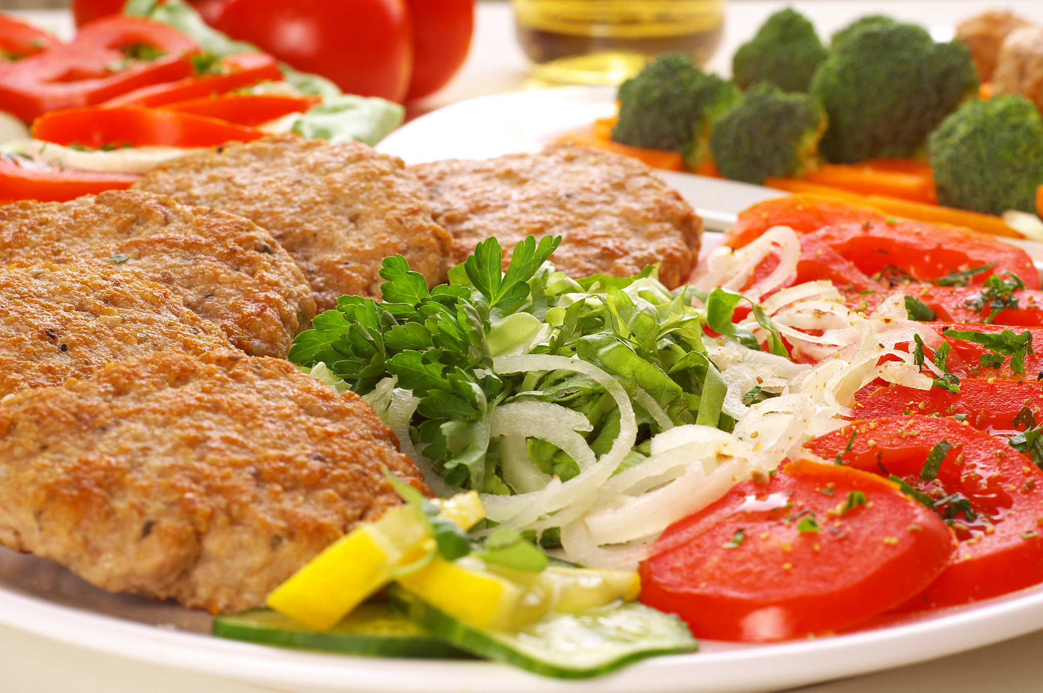 猪扒：懒人必备，美味西餐即刻享用！