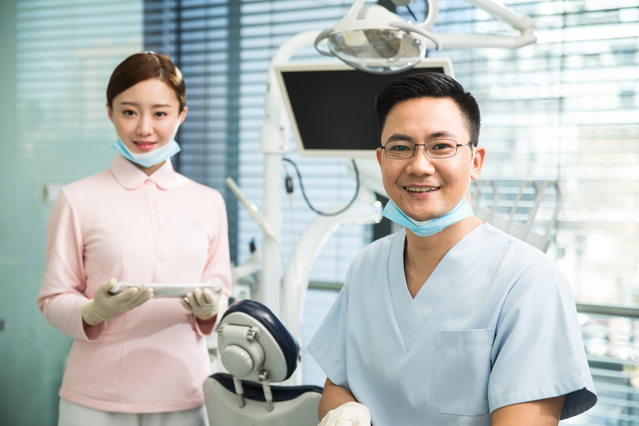 重庆市口腔医学适不适合女生学呢