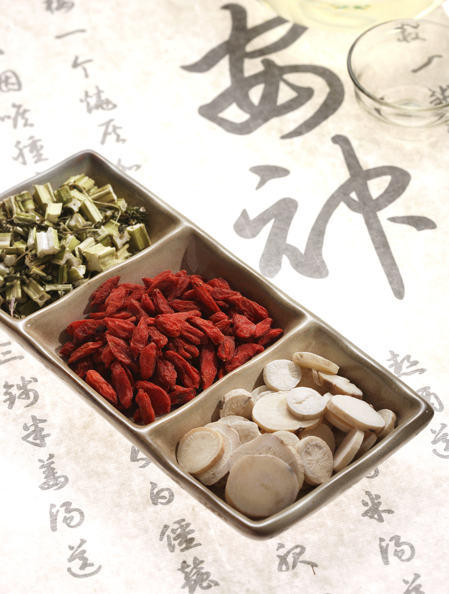 男性肾虚常用中药方剂介绍 - 滋补肾脏、改善症状