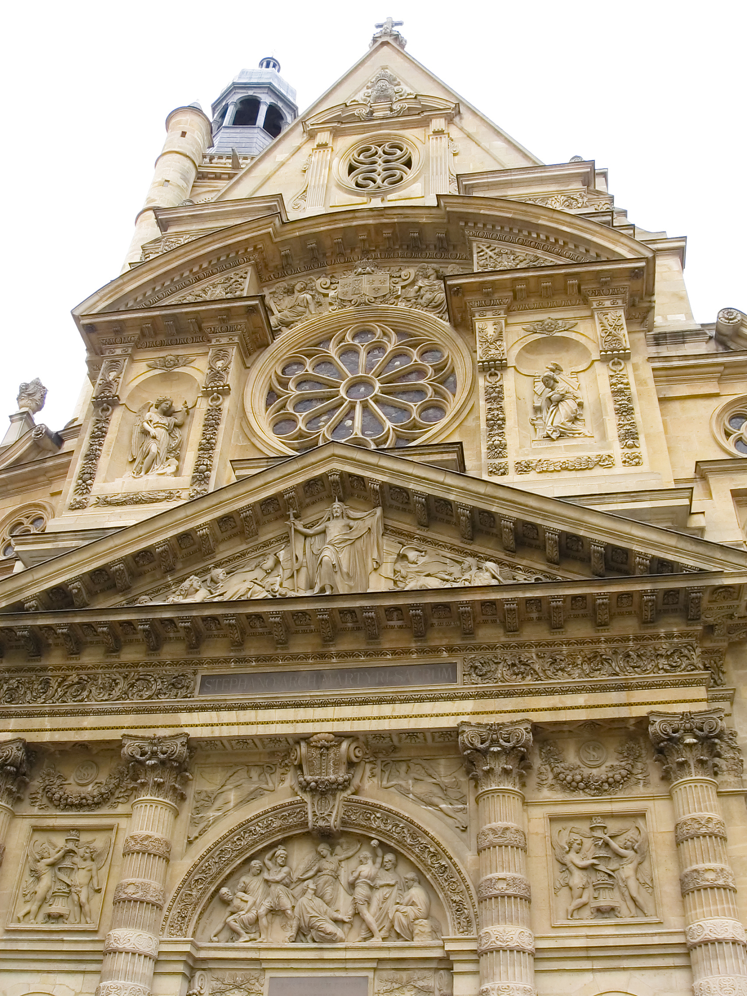 文艺复兴时期是欧洲历史上的一个重要时期其艺术和建筑风格对现代建筑和艺术产生了深远的影响。在这个时期建筑师们开始追求古典建筑的优美和对称之美并且注重建筑与自然环境的和谐。以下是文艺复兴时期几个代表性建筑的赏析：1 梵蒂冈圣彼得大教堂Vatican St Peters Basilica圣彼得大教堂是文艺复兴时期最著名的建筑