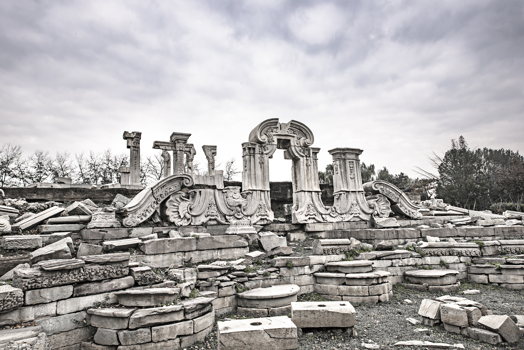 《火烧圆明园》观后感：历史的警钟，民族的精神