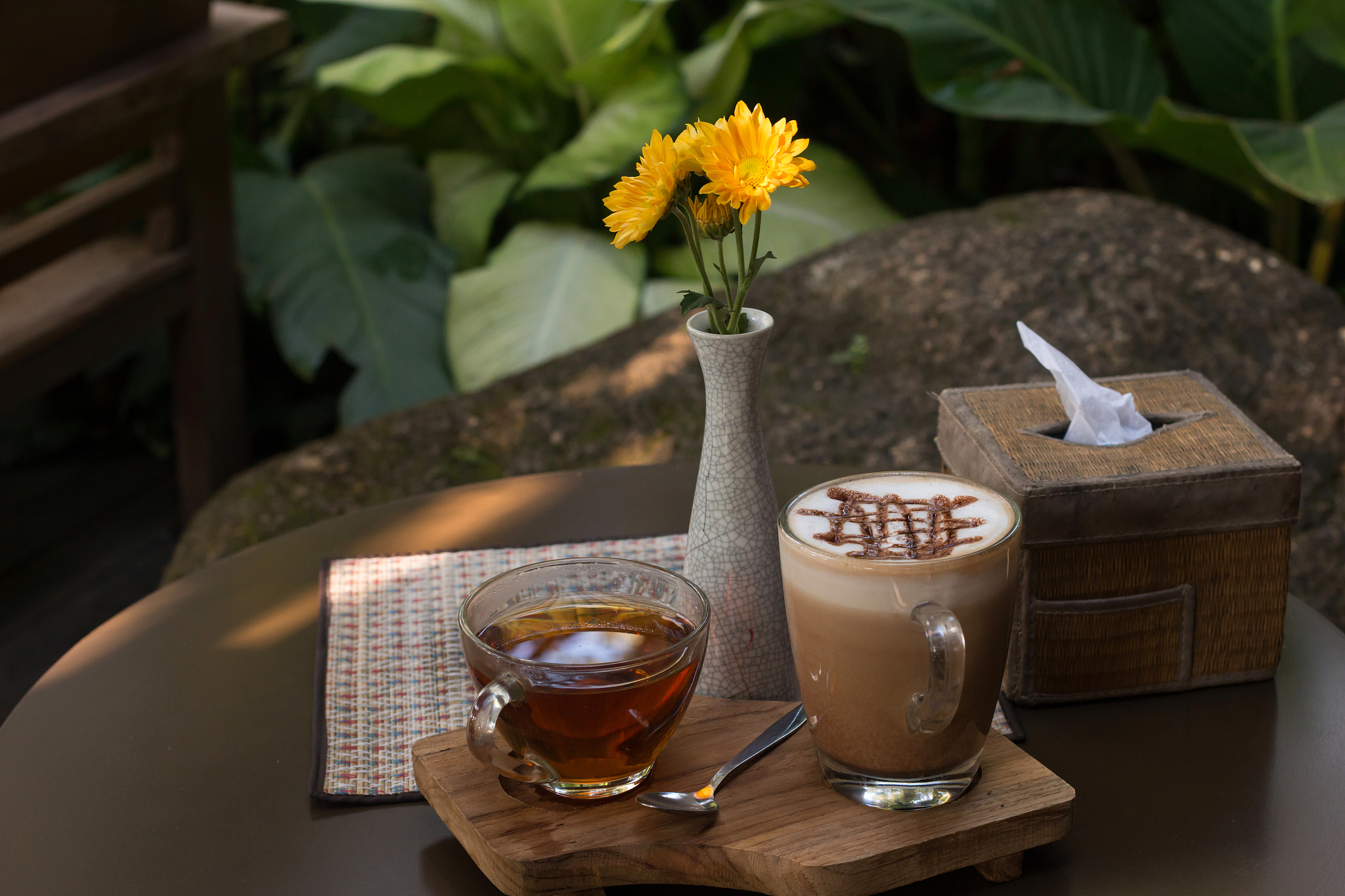 用对比的手法写一种事物