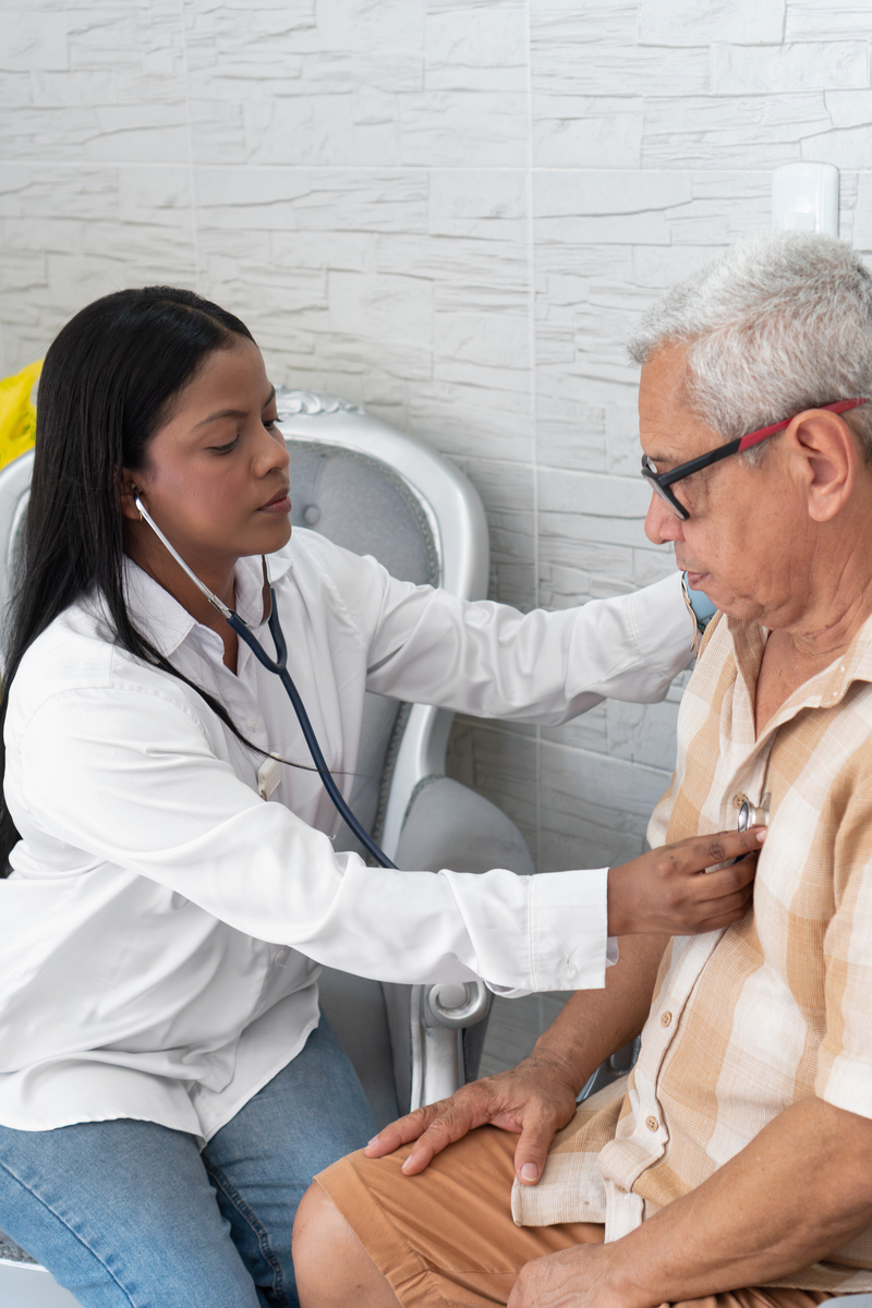 吞咽困难？医生问诊过程详解，了解症状及治疗方案