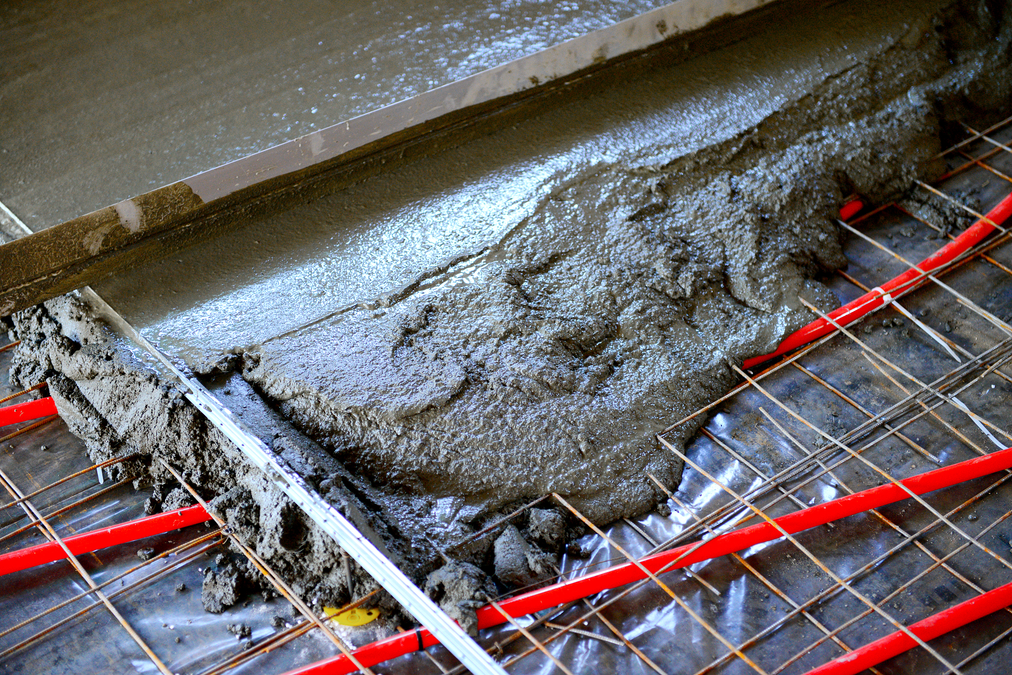 磺化车间地面沉降修复项目：消除安全隐患，提高设备稳定性