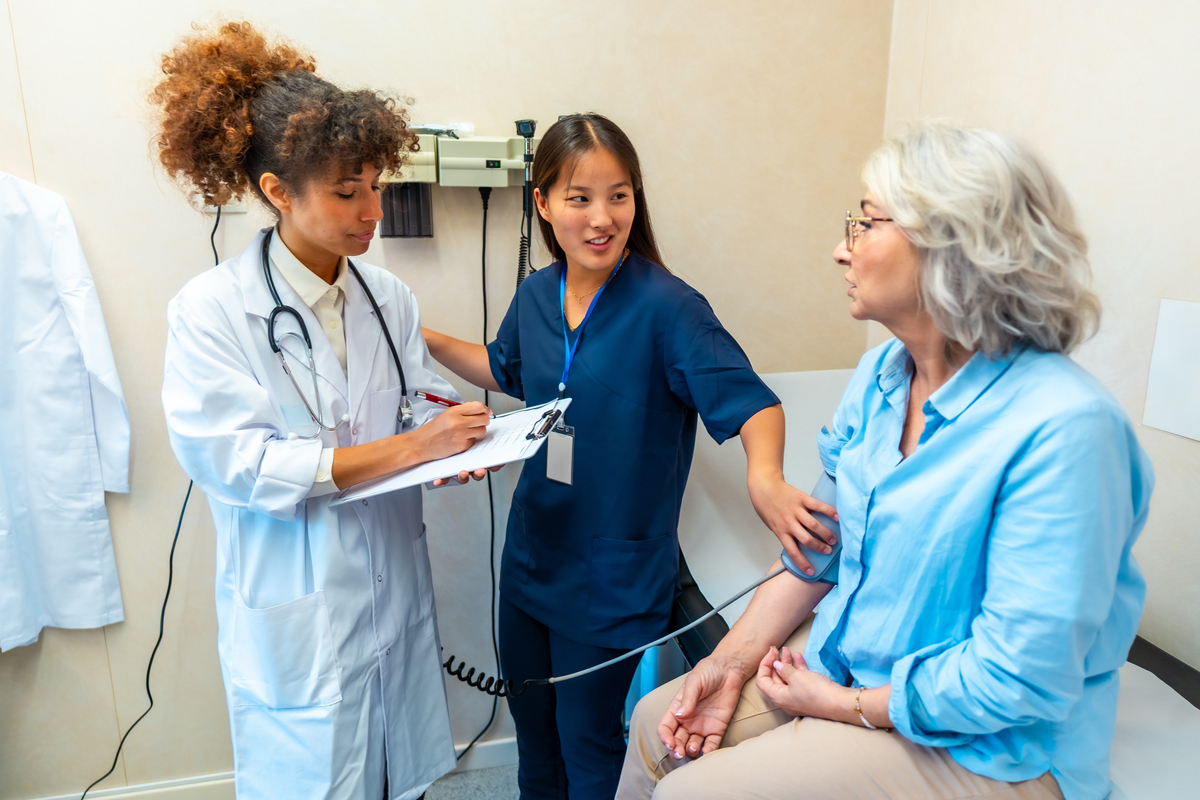 私营门诊科室规模