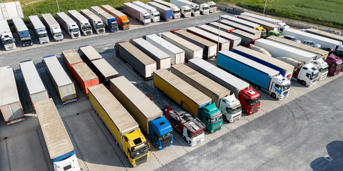 零担运输 vs 整车运输：哪个需要更多基础设施？