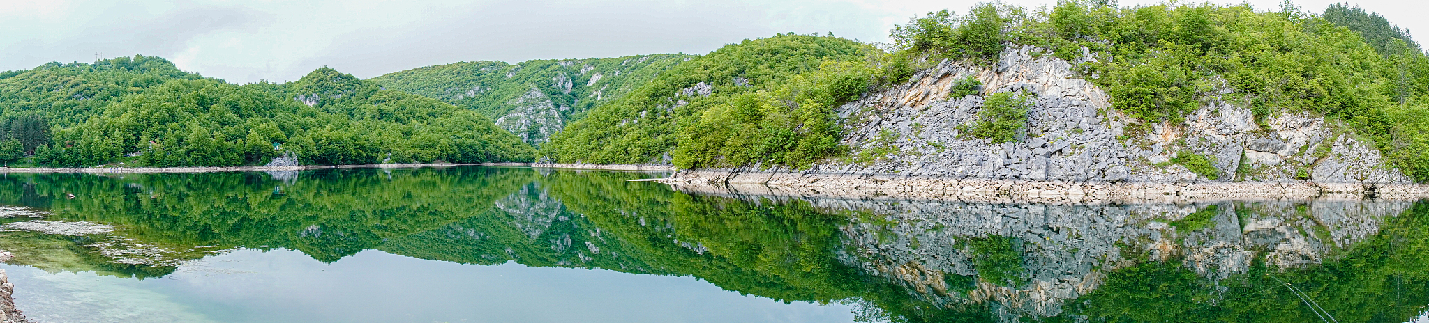 peaceful place by the water