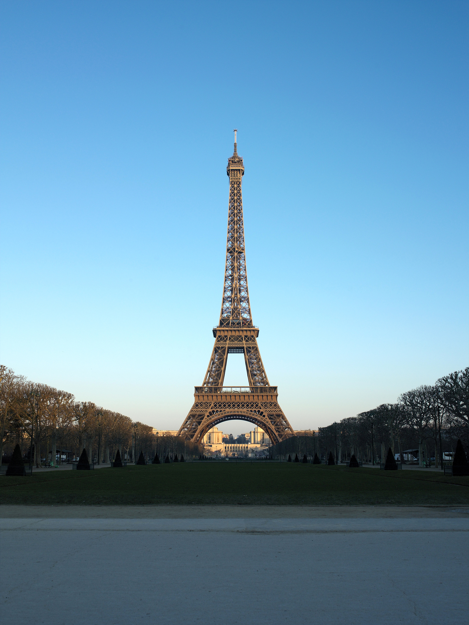Exploring Paris: A Journey to the City of Lights