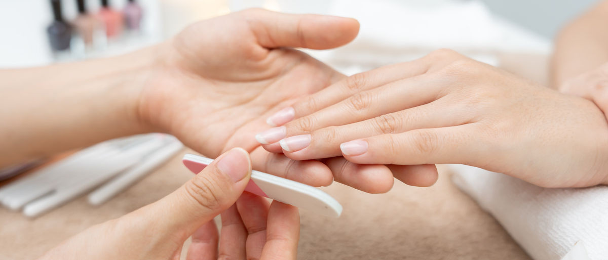 山西晋阳技工学校化妆与美甲技术专业三年中专2021年招生