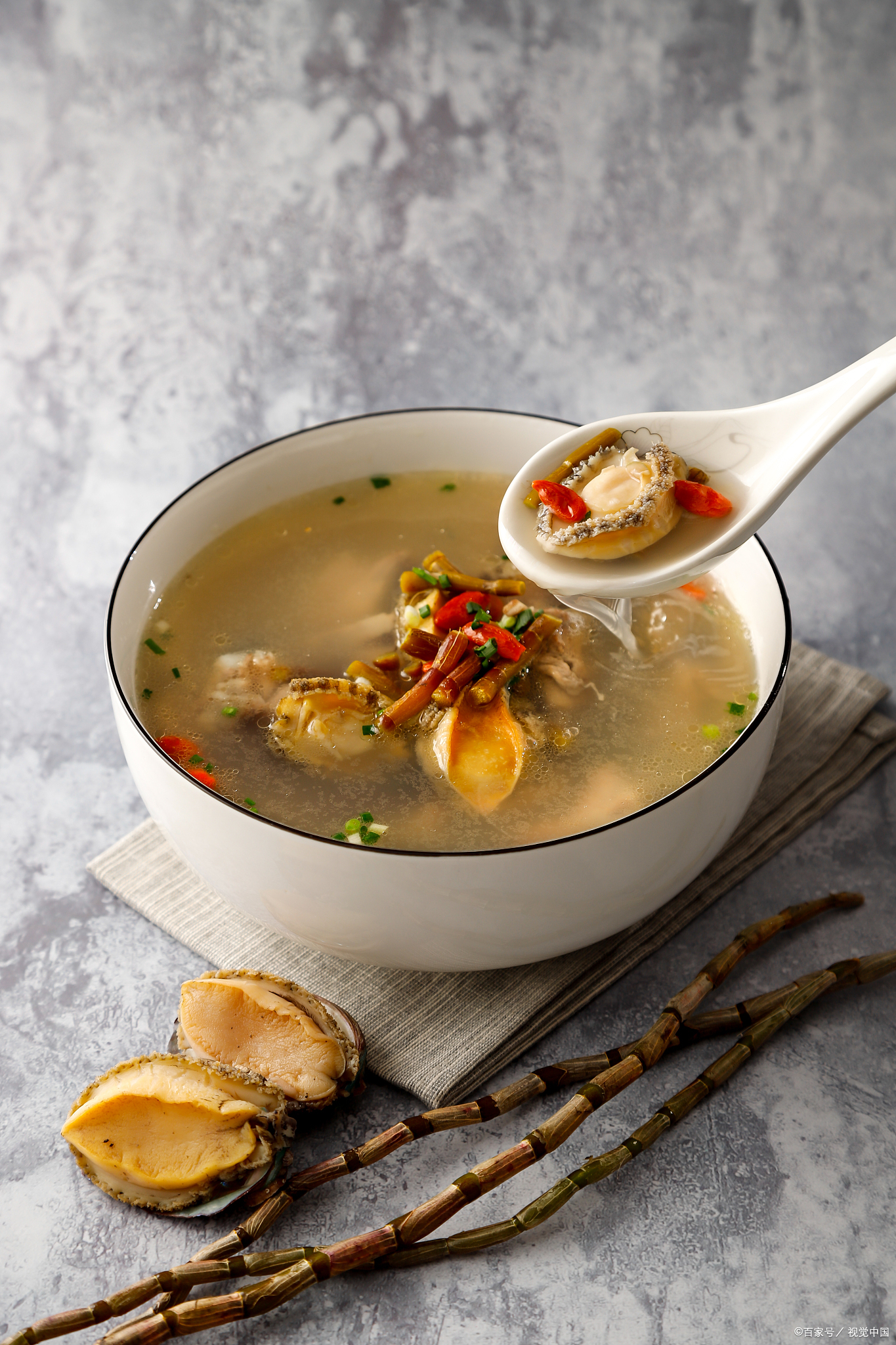 鲍鱼炖鸡汤的做法和功效