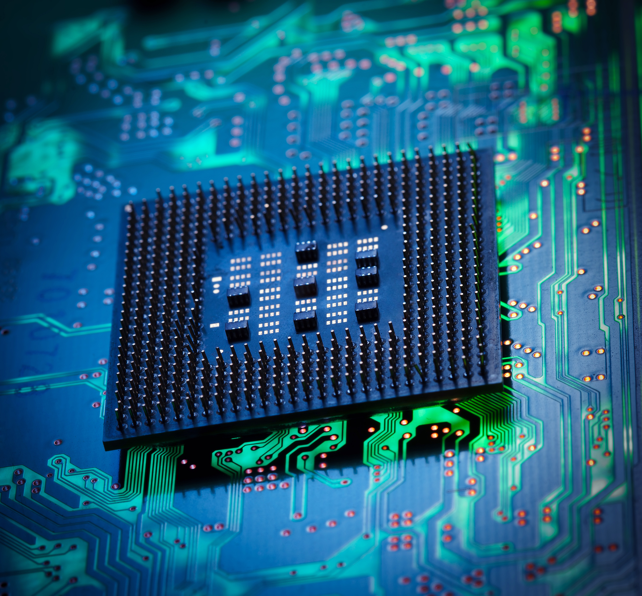 中国CPU及芯片、国产操作系统、国产大型软件发展现状调研