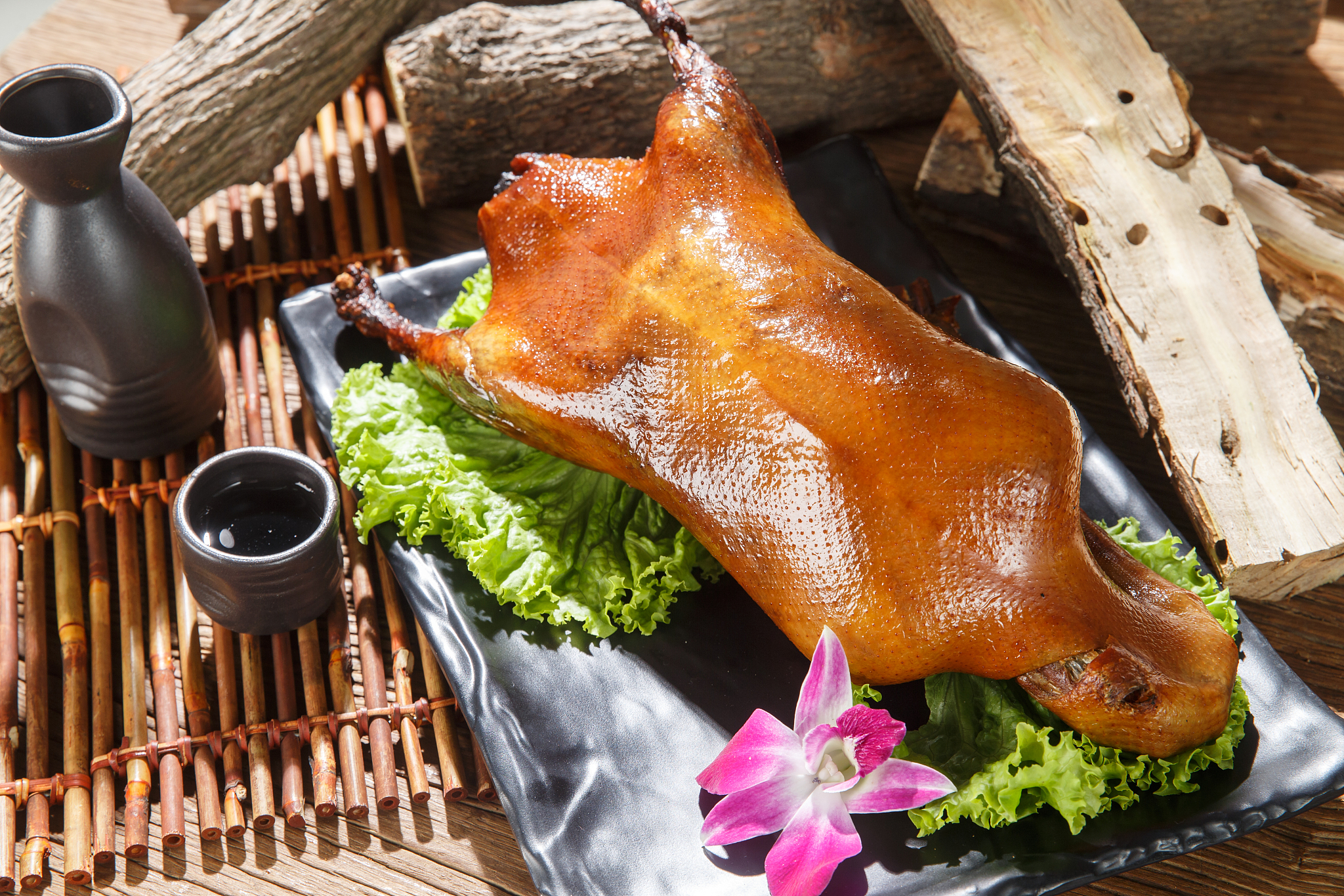 全聚德烤鸭：北京的文化符号，体验中华美食的精髓