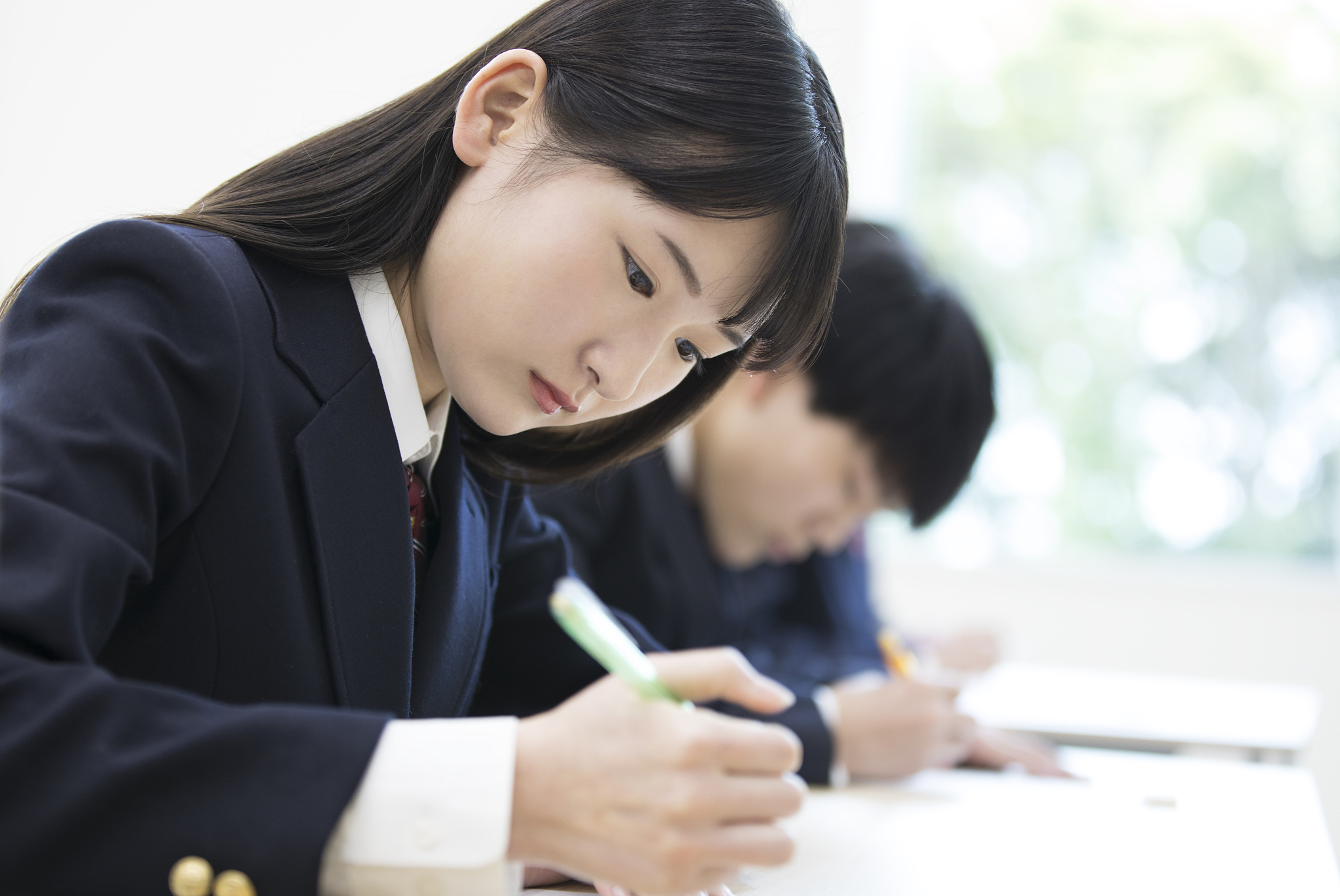 女孩上技校学什么专业好？选择专业要注意什么？