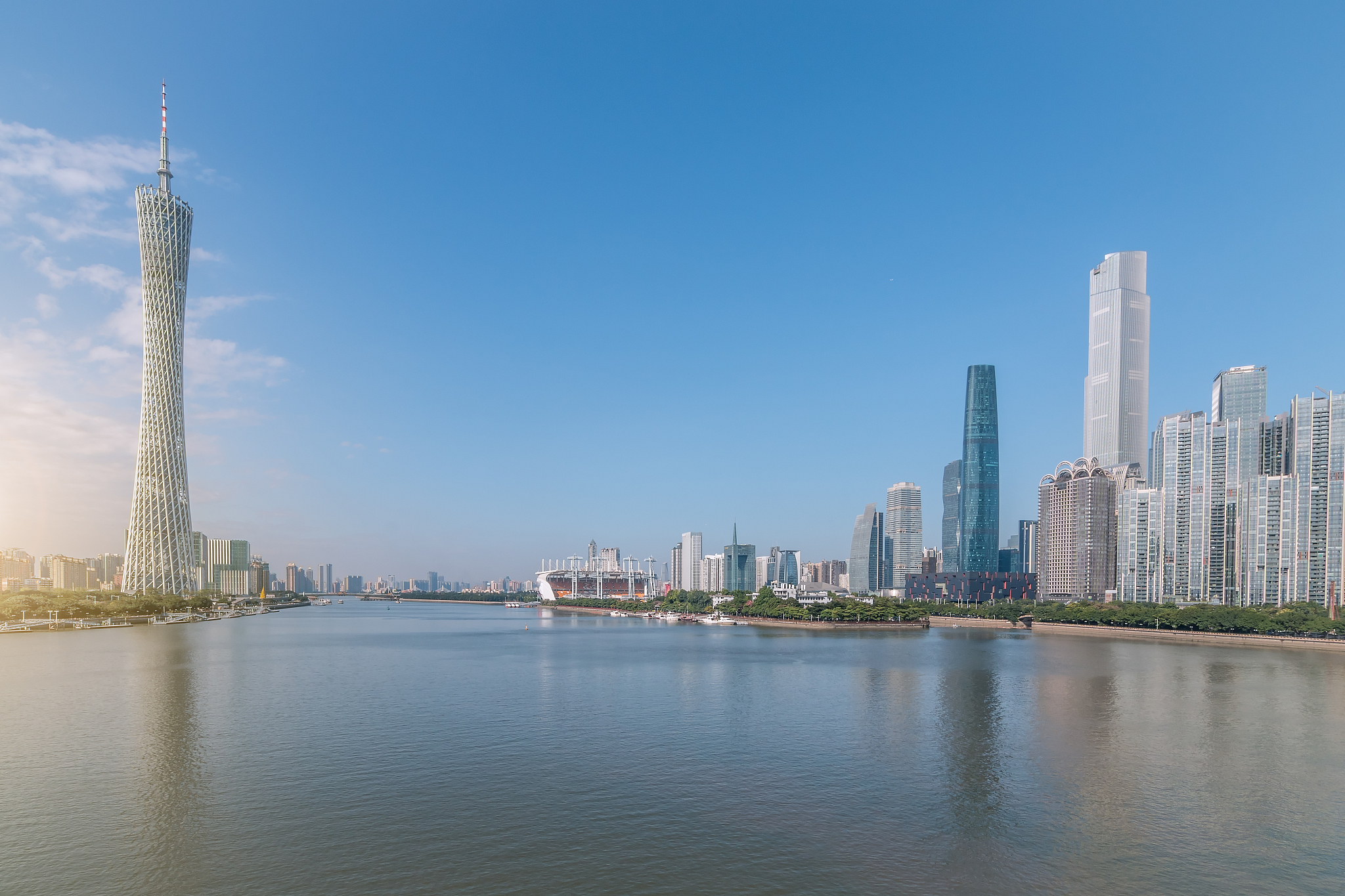 广州现代金融建筑