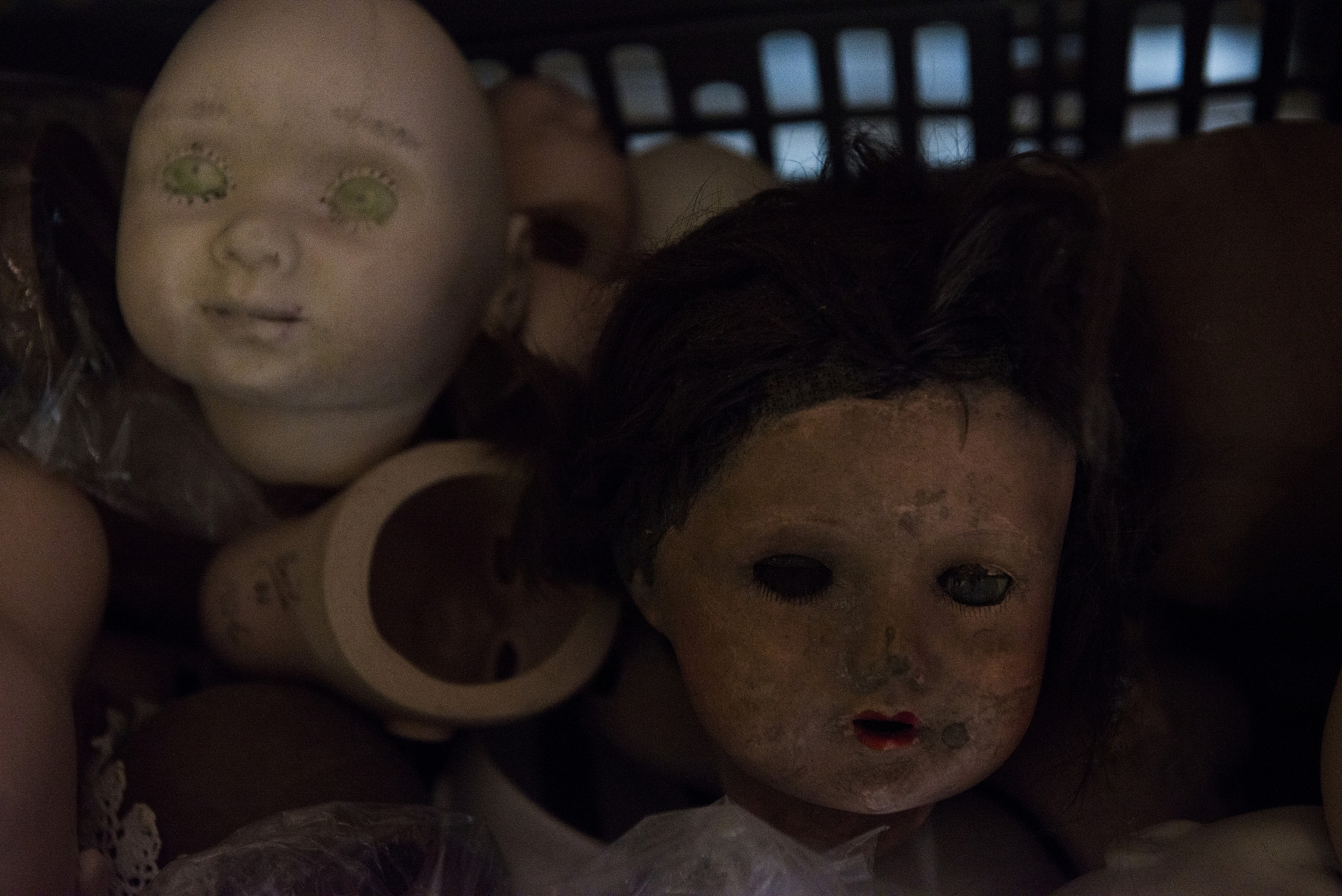 《招魂1》中是否包含蒙太奇技巧？