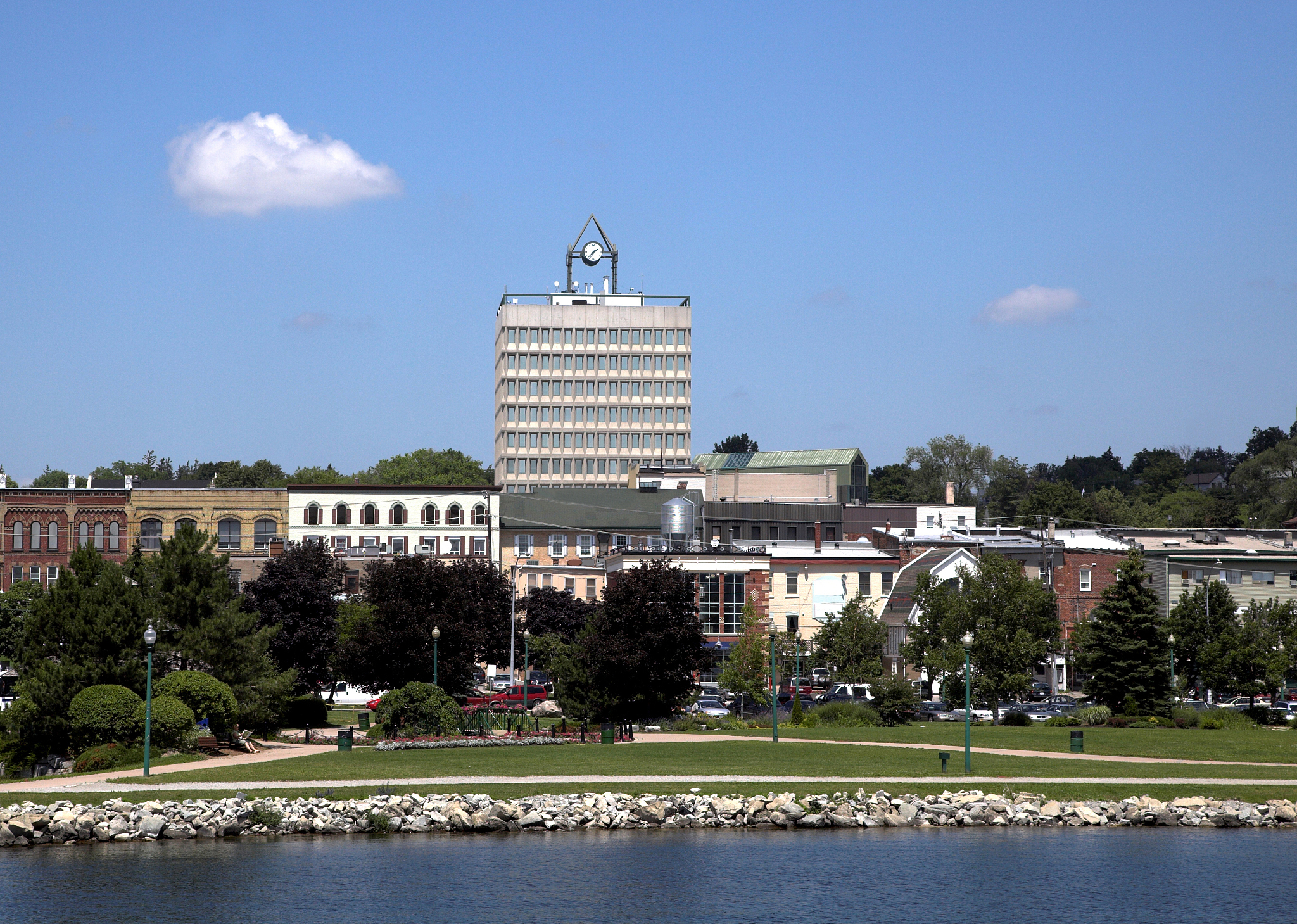 city on the lake