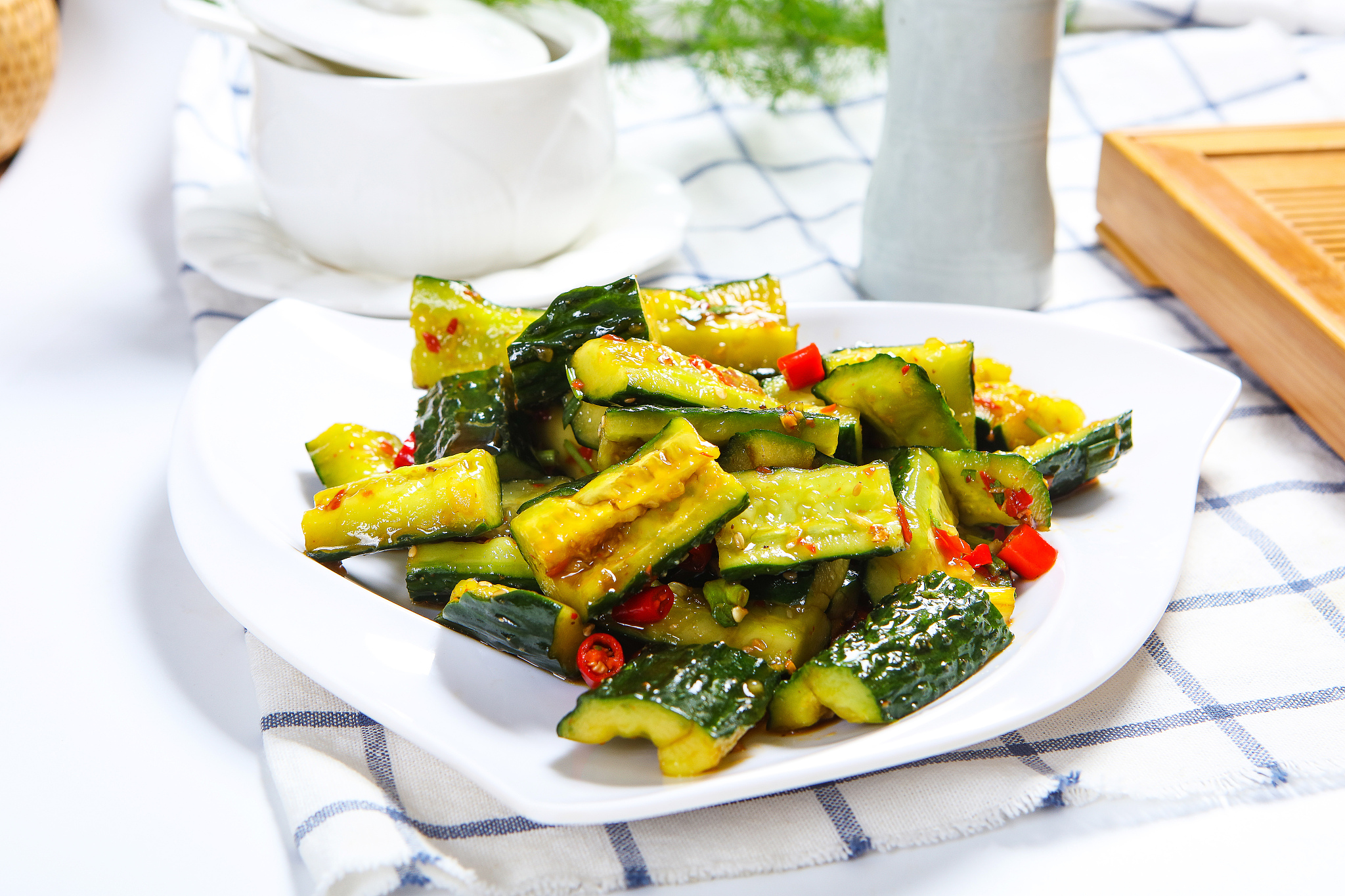 夏日必备低脂凉拌黄瓜，清爽开胃，做法简单到爆！