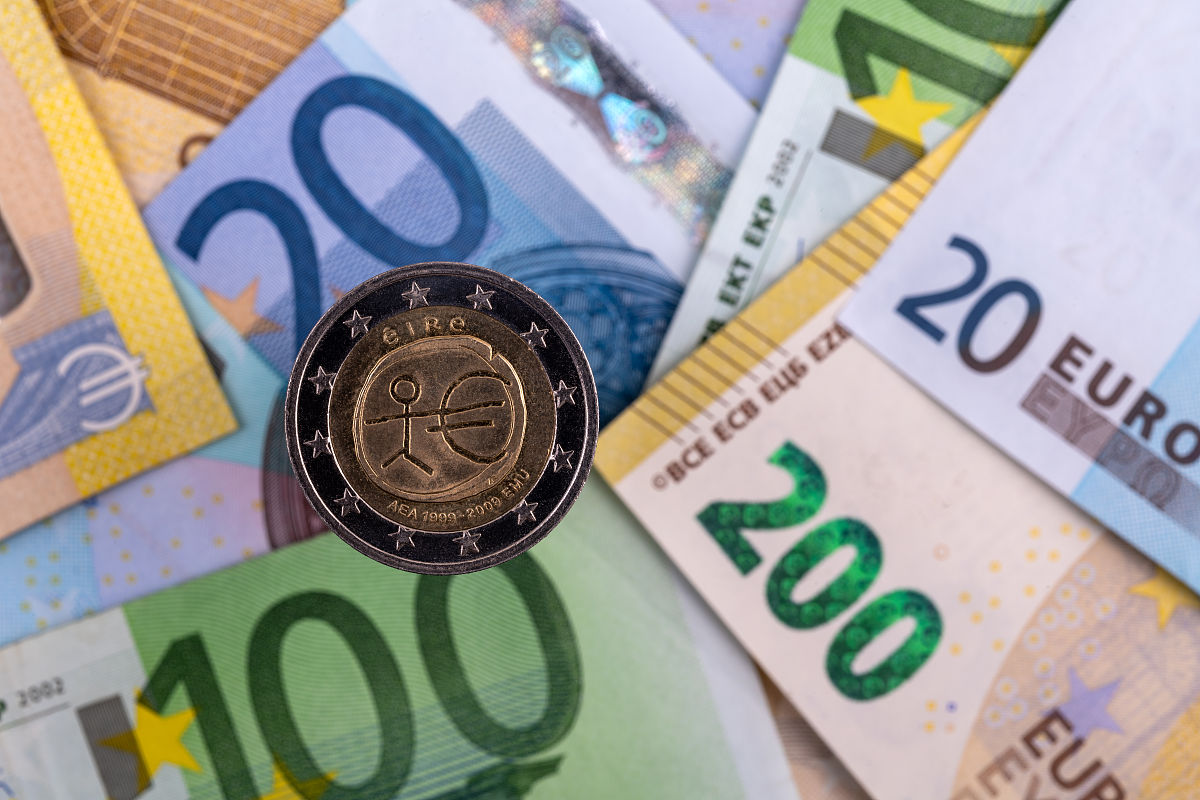 日尼尔可以购买加密货币吗