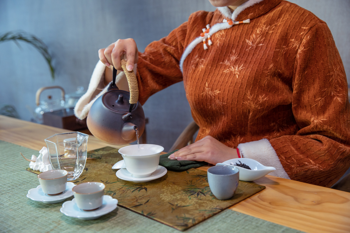 茶如人生：一杯茶的四道滋味，品味人生百态