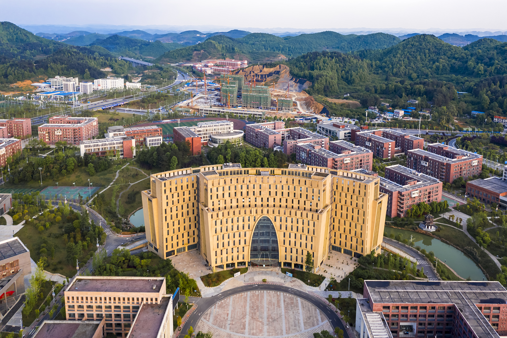 贵州有什么中专中职学校的酒店管理专业专业好 好不好