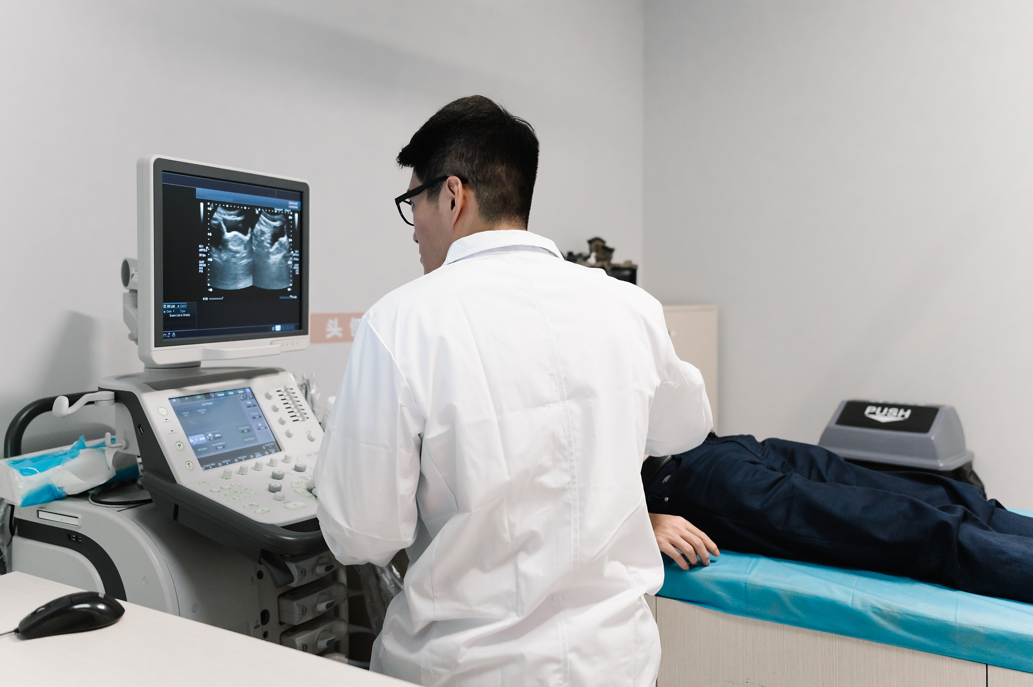 宜昌女生学医有前途吗？2022年医学院校及就业前景分析