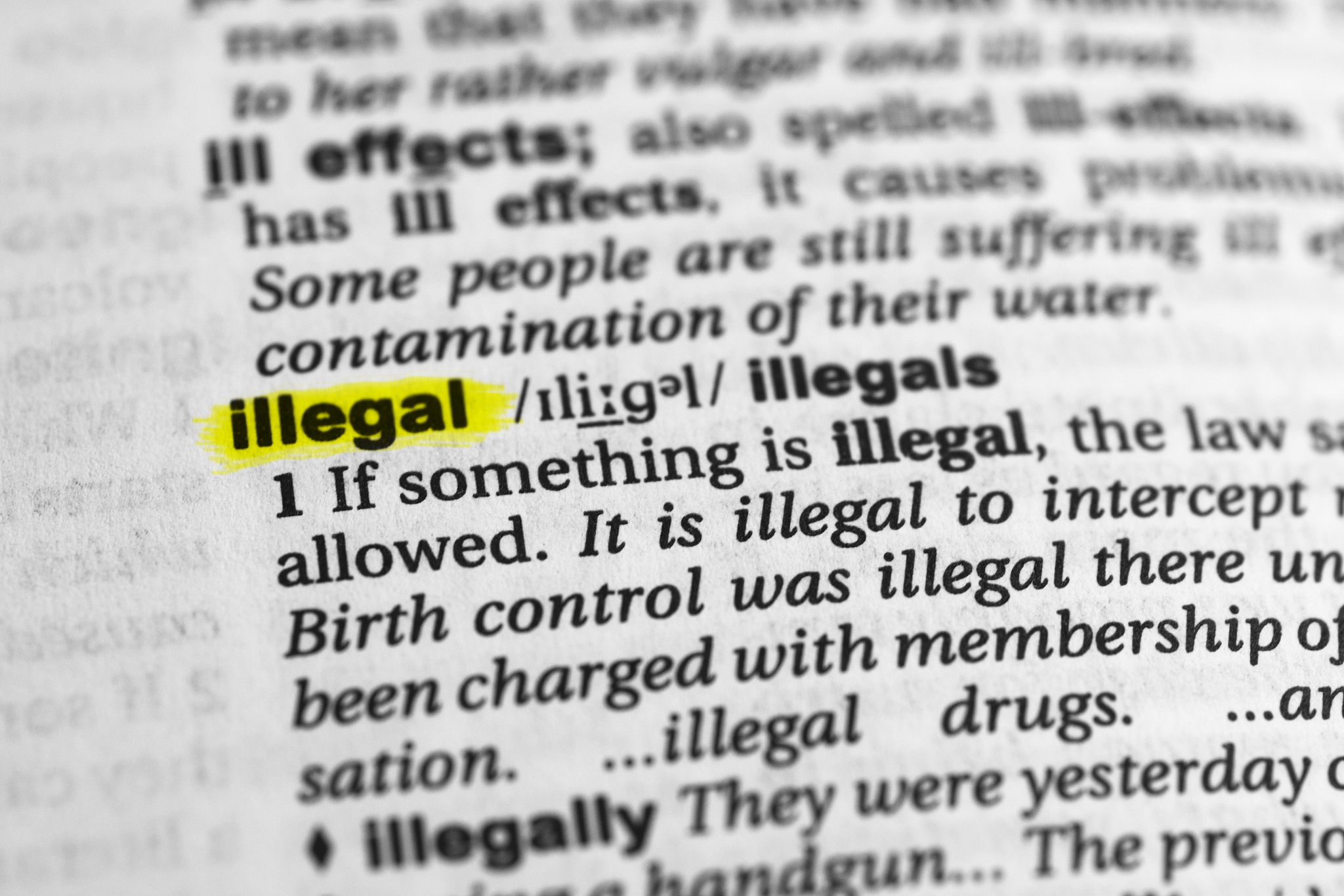 语法错误分析：'I’d like introduce myself...' 的正确写法