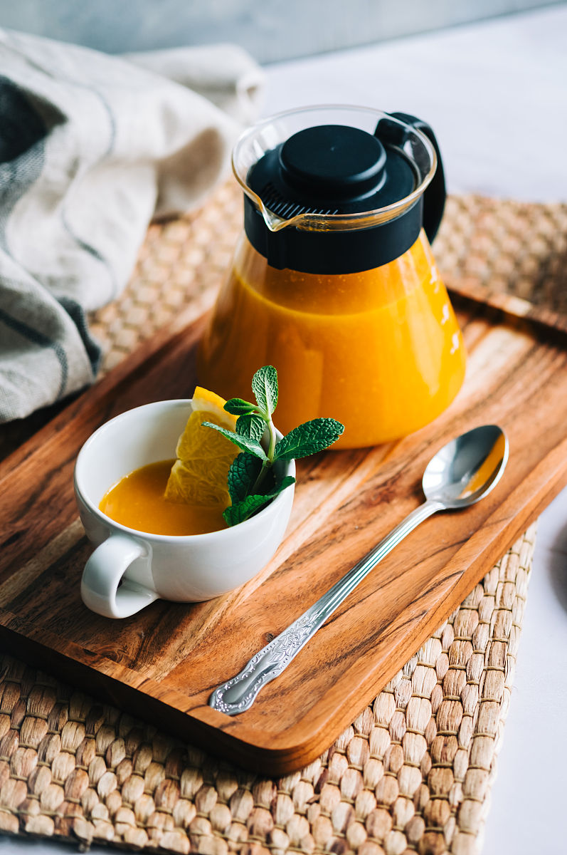 鼎鑫沙棘逆颜水凝蚕丝面膜可以美白吗？