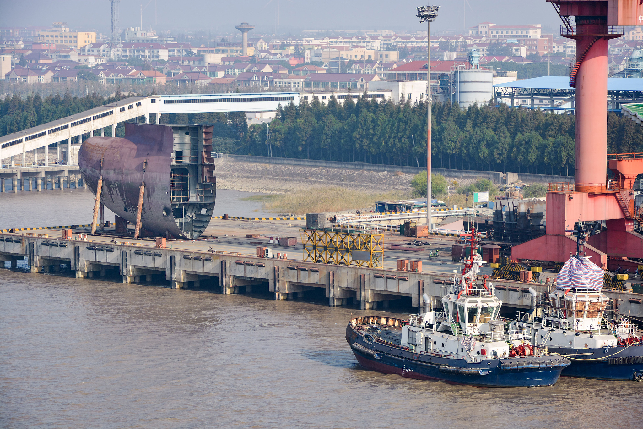 上海翔云码头可以停靠多少吨的货船