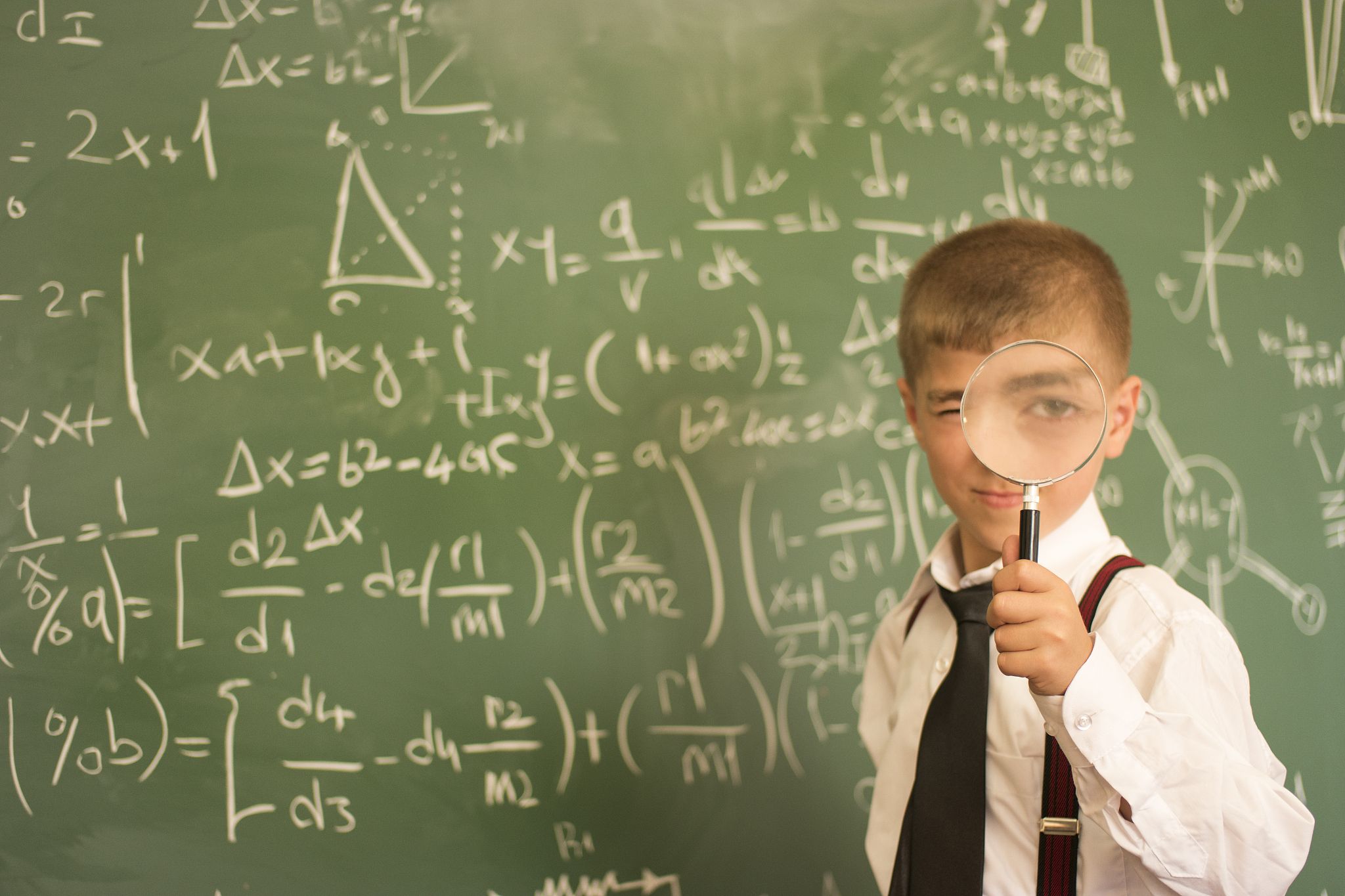 初中物理学习方法指南：掌握技巧，轻松提升成绩