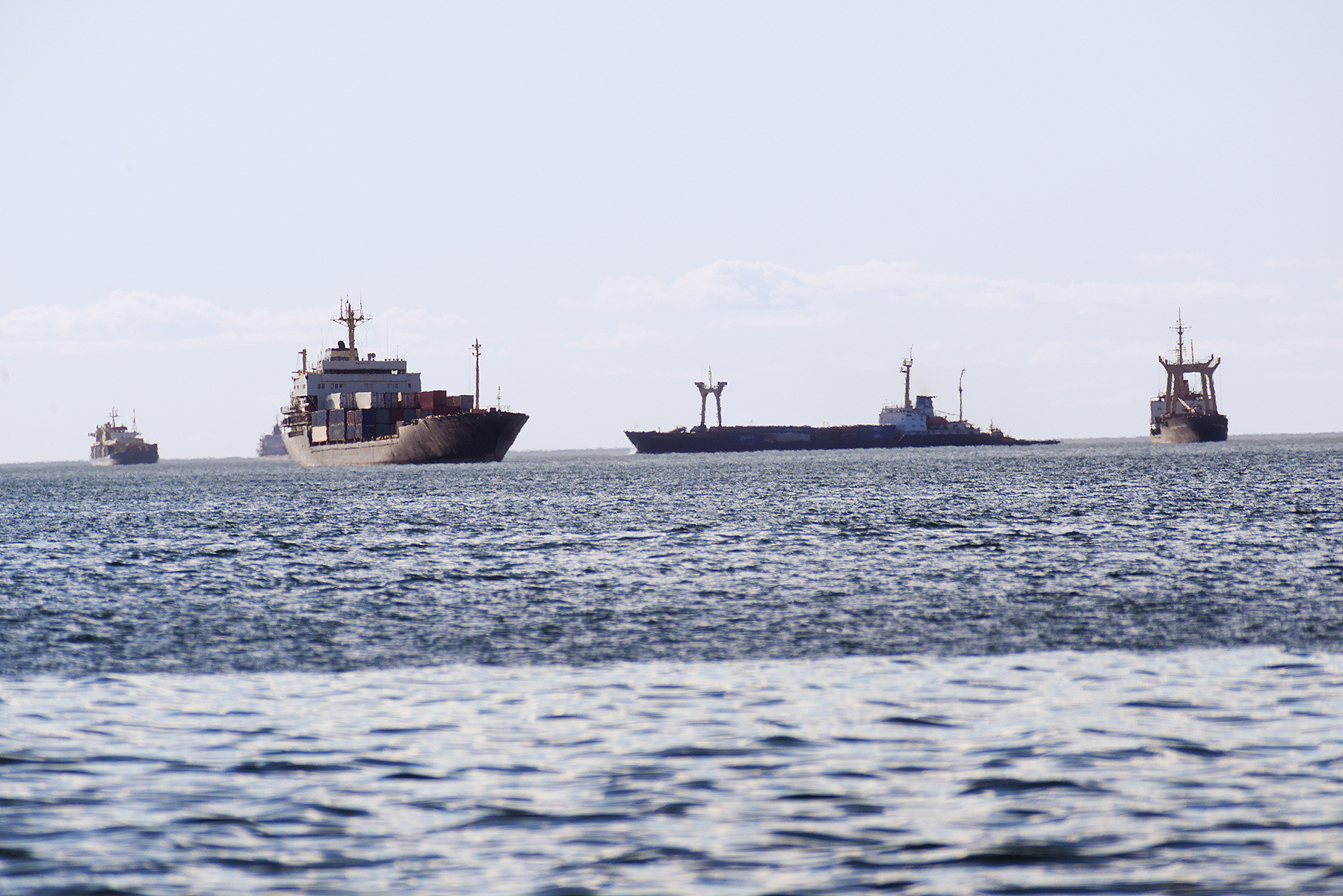 the sea of okhotsk. bay nogaeva.
