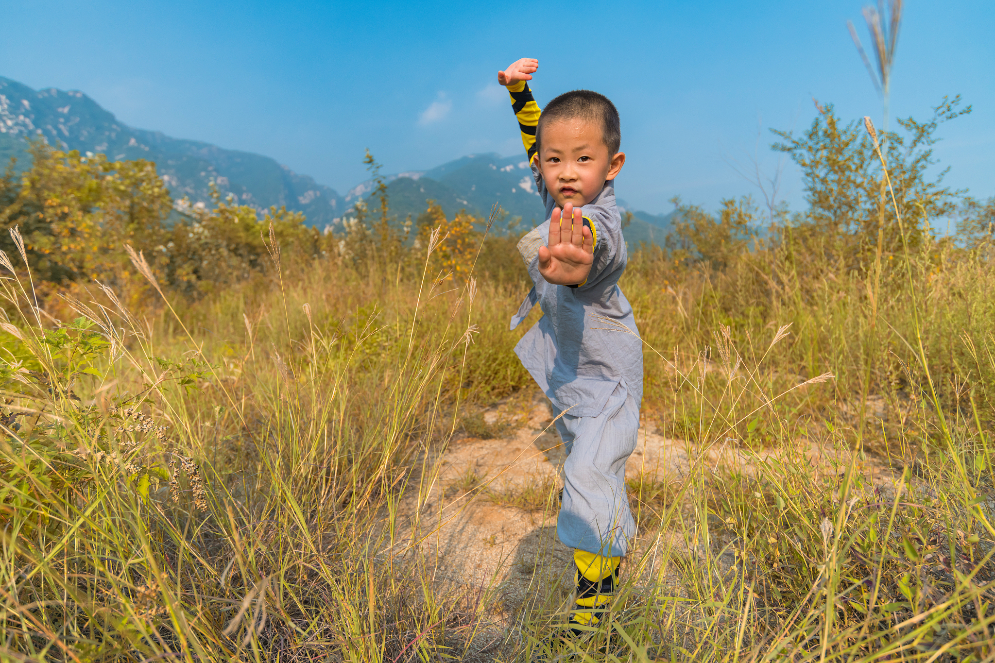 探秘东方武侠世界，开启李一一的传奇冒险之旅