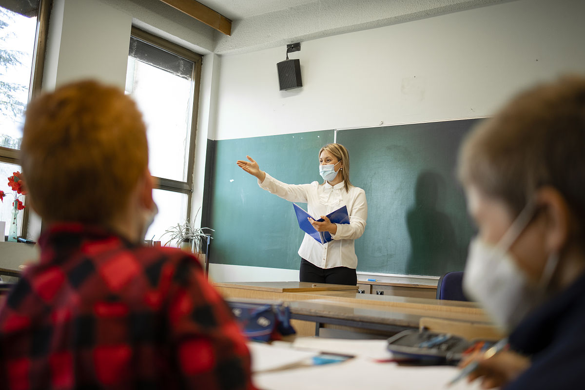 教学质量评价：重要性、指标、方法和有效实施